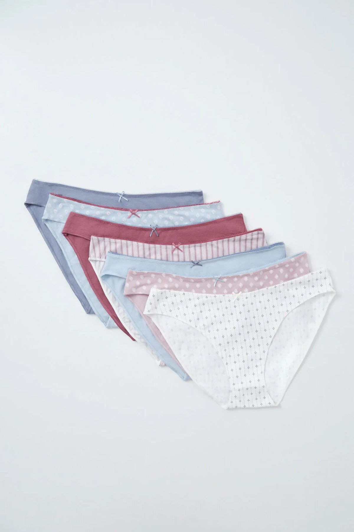 Women Secret Multicoloured Women Pack of 7 Classic Cotton Printed Panties SKU: 4934582_98 Image 01