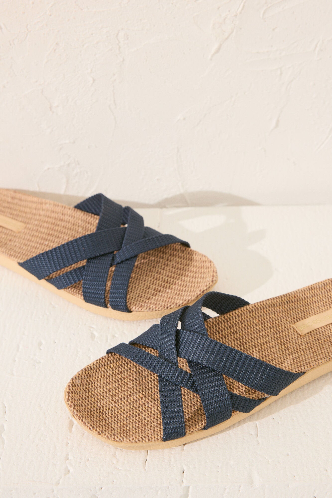 Women Secret_Raffia Effect Straps Sandals_4992516_38_02