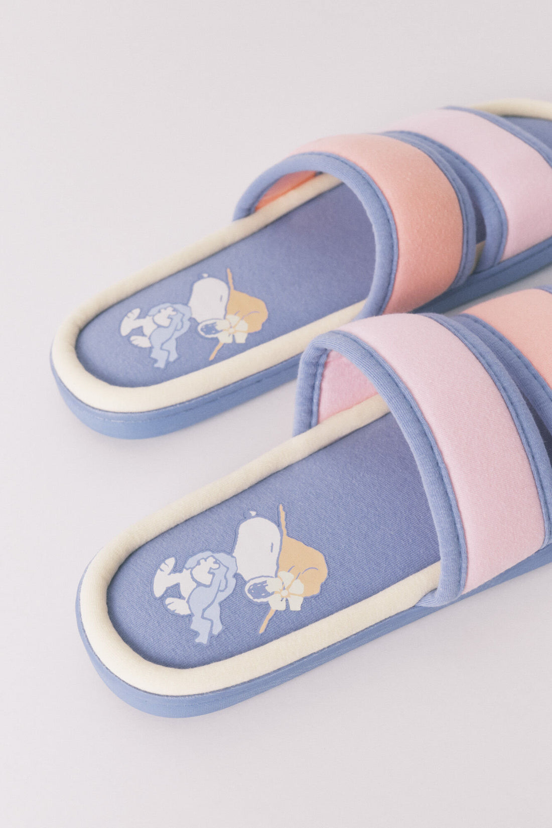 Women Secret_Snoopy Slippers in Colors_4992519_97_02