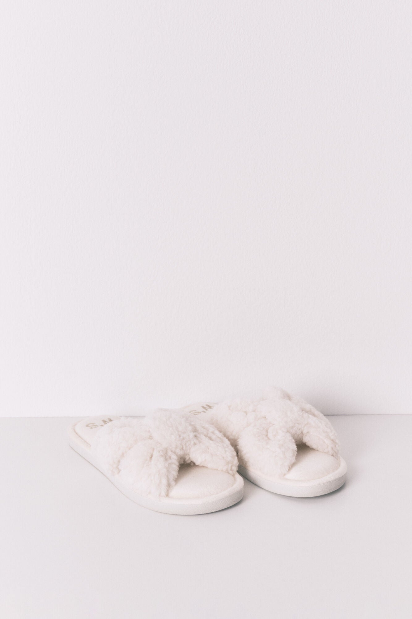 Women Secret_Ivory_Ivory Faux Shearling Slipper_4992532_96_07