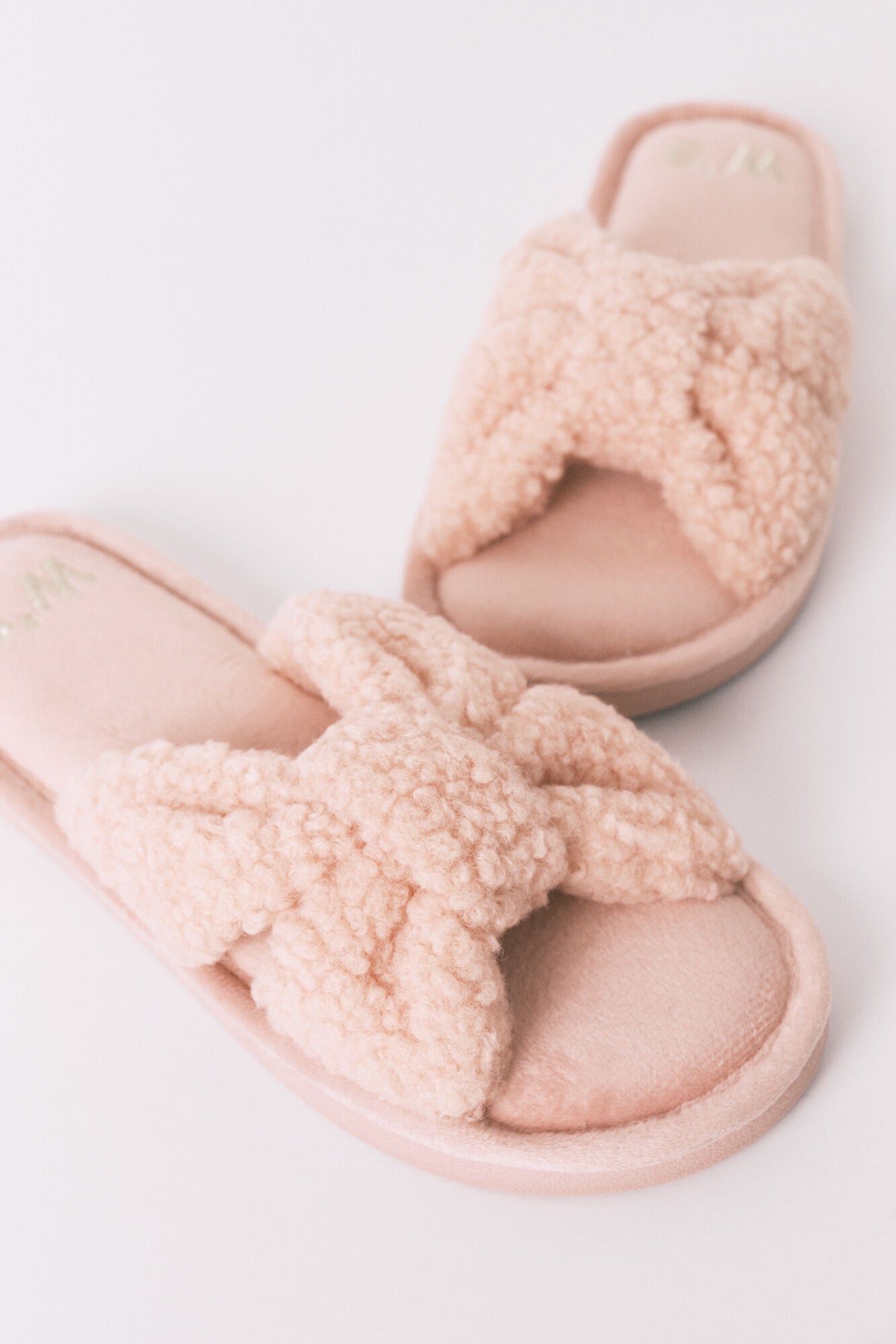 Women Secret_Pink_Pink Faux Shearling Slipper_4992533_72_05