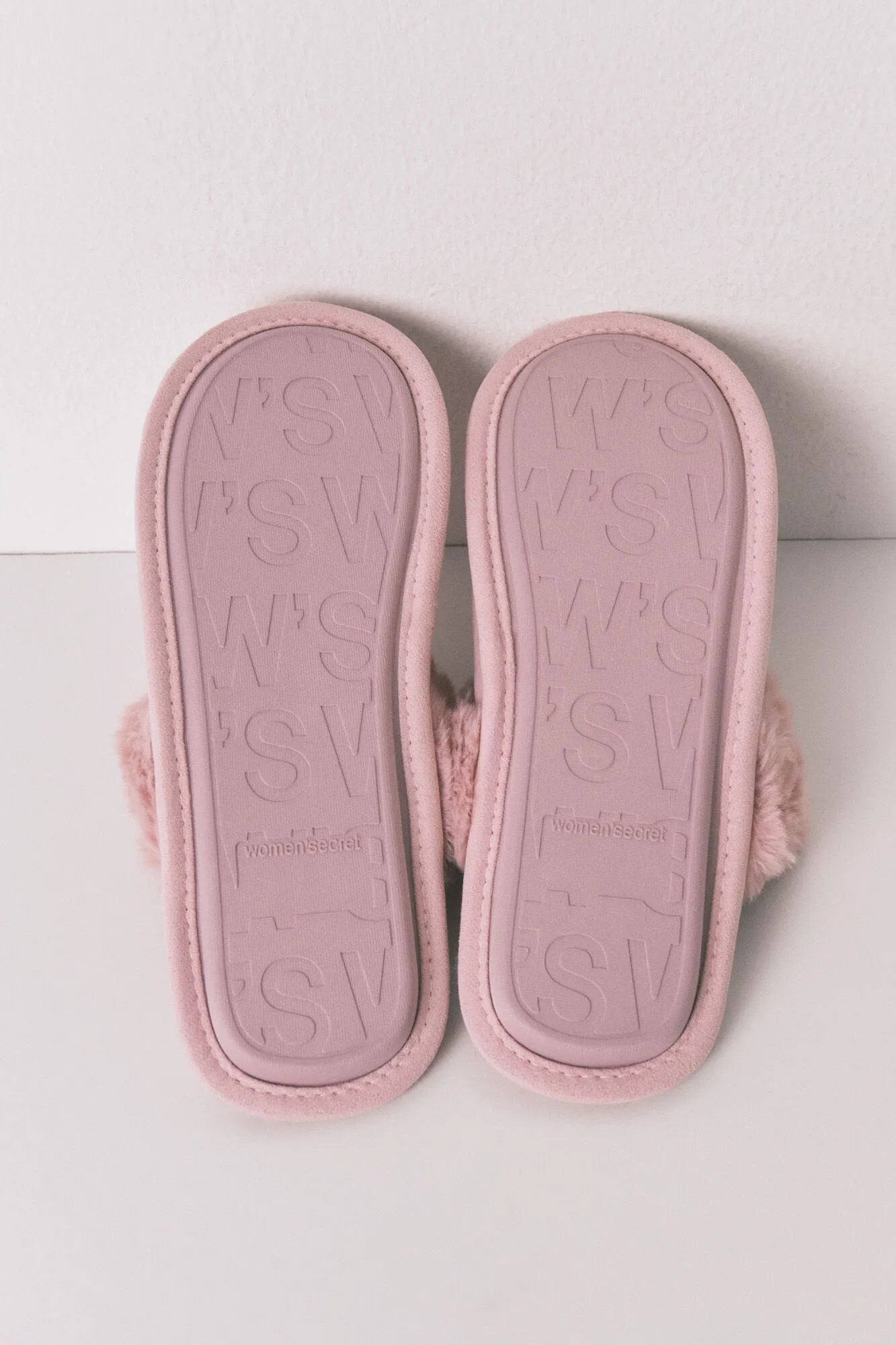 Women Secret_Pink_Pink Synthetic Fur Slippers_4992538_70_07