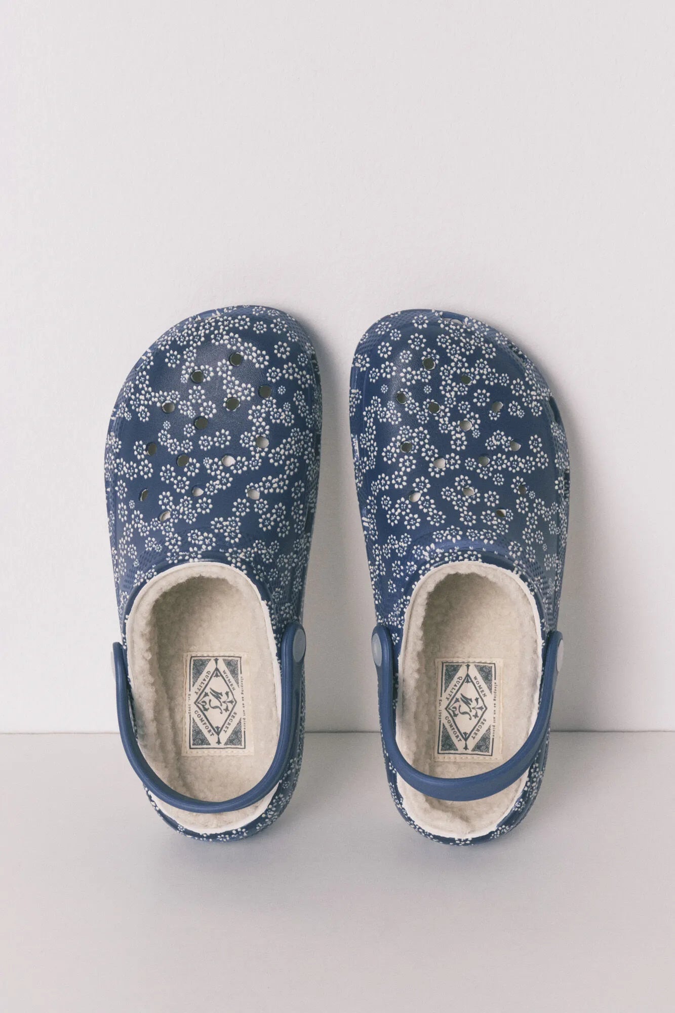 Women Secret_Blue Print_Floral Lined Clog Slippers_4993702_19_02