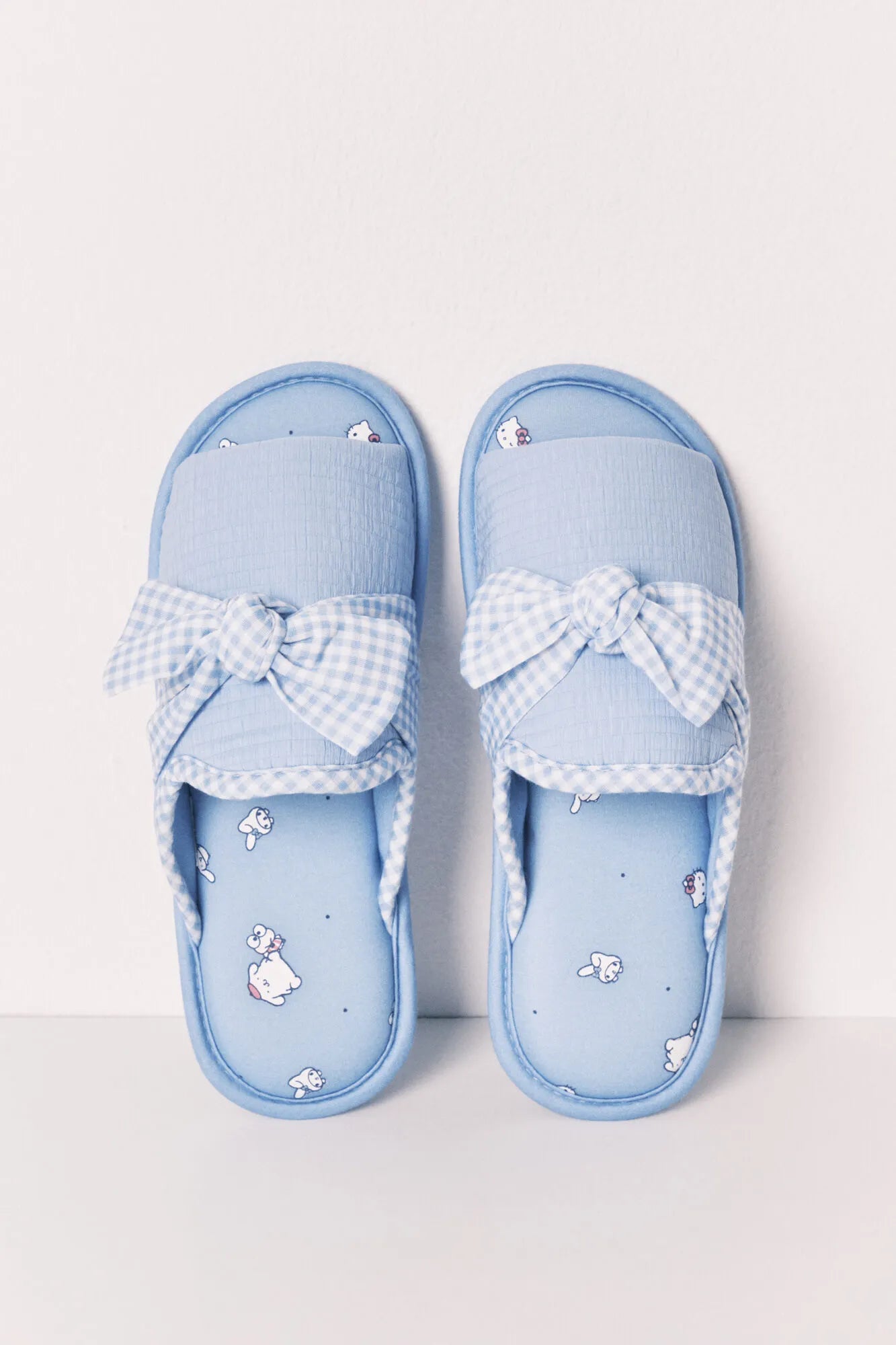 Women Secret_Cashmere Blue_Hello Kitty Bow Slippers_4993712_18_03