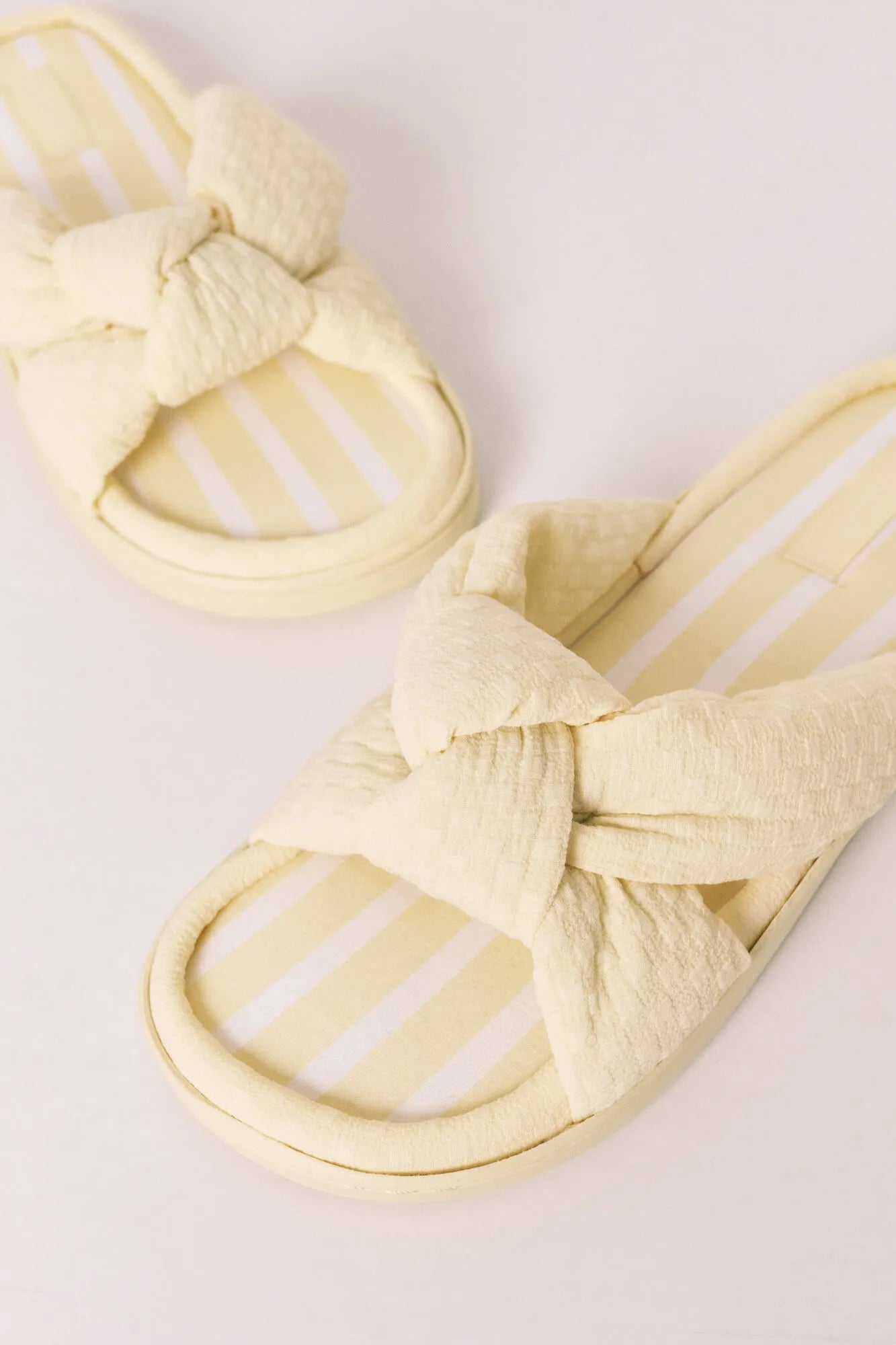 Women Secret Yellow Women Yellow Volume Bow Slippers SKU: 4993731_04 Image 01