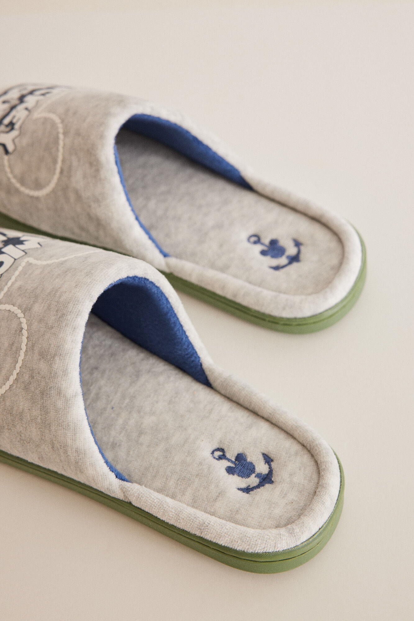 Shower Slippers_4997604_46_04