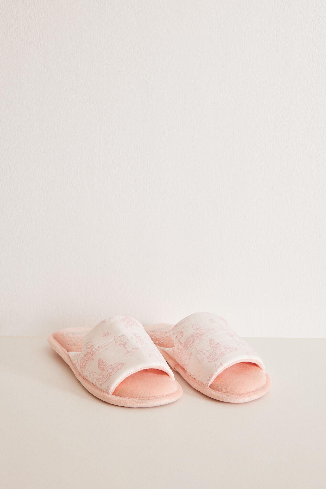 Open Slippers_4997609_96_01
