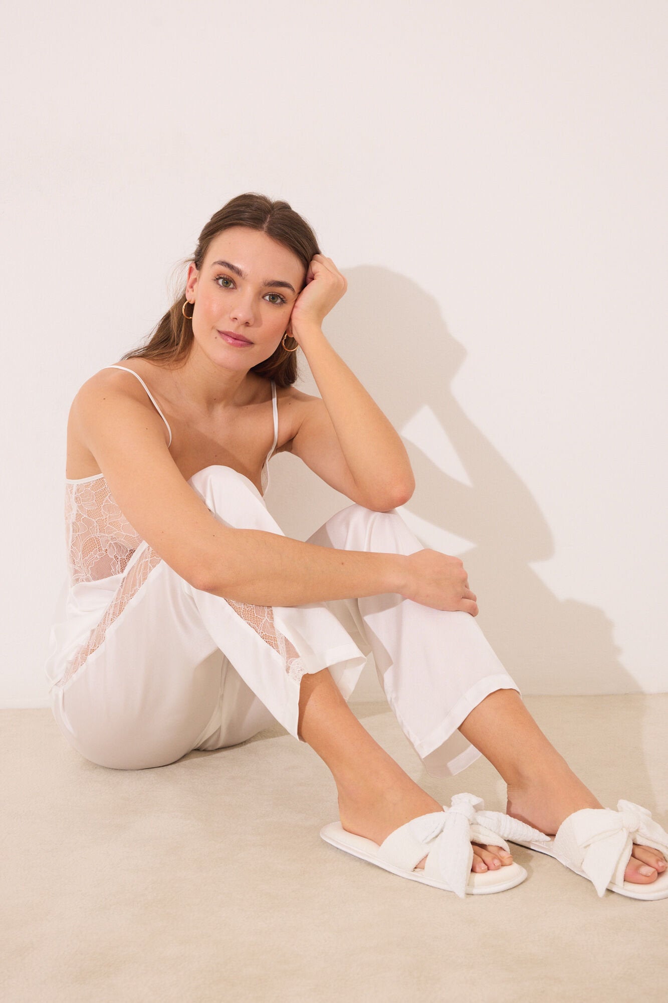 Women Secret_Bow Or Tie Bow House Slippers_4999666_96_02