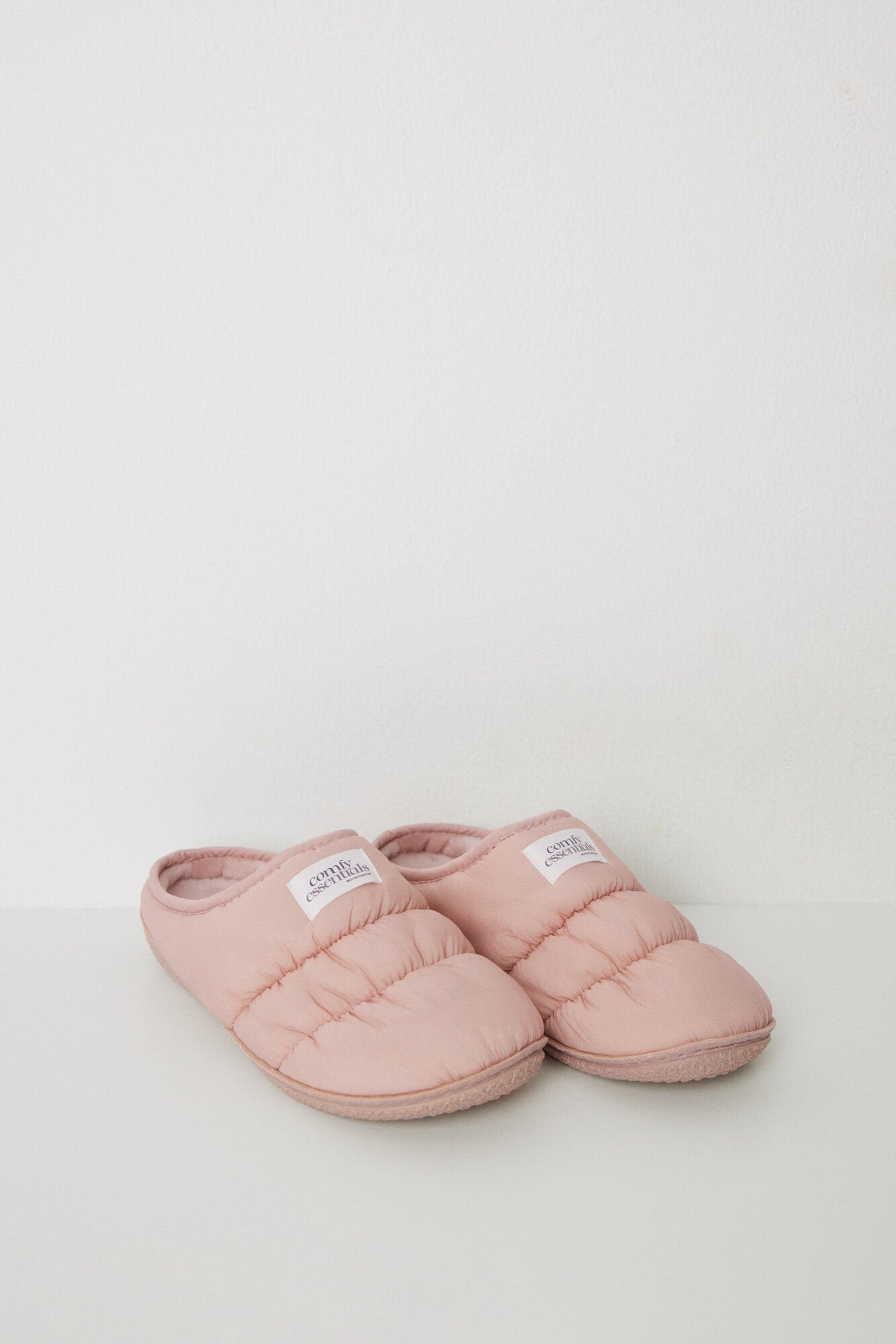 Women Secret_Pink Padded Nylon House Slippers_4999680_71_03