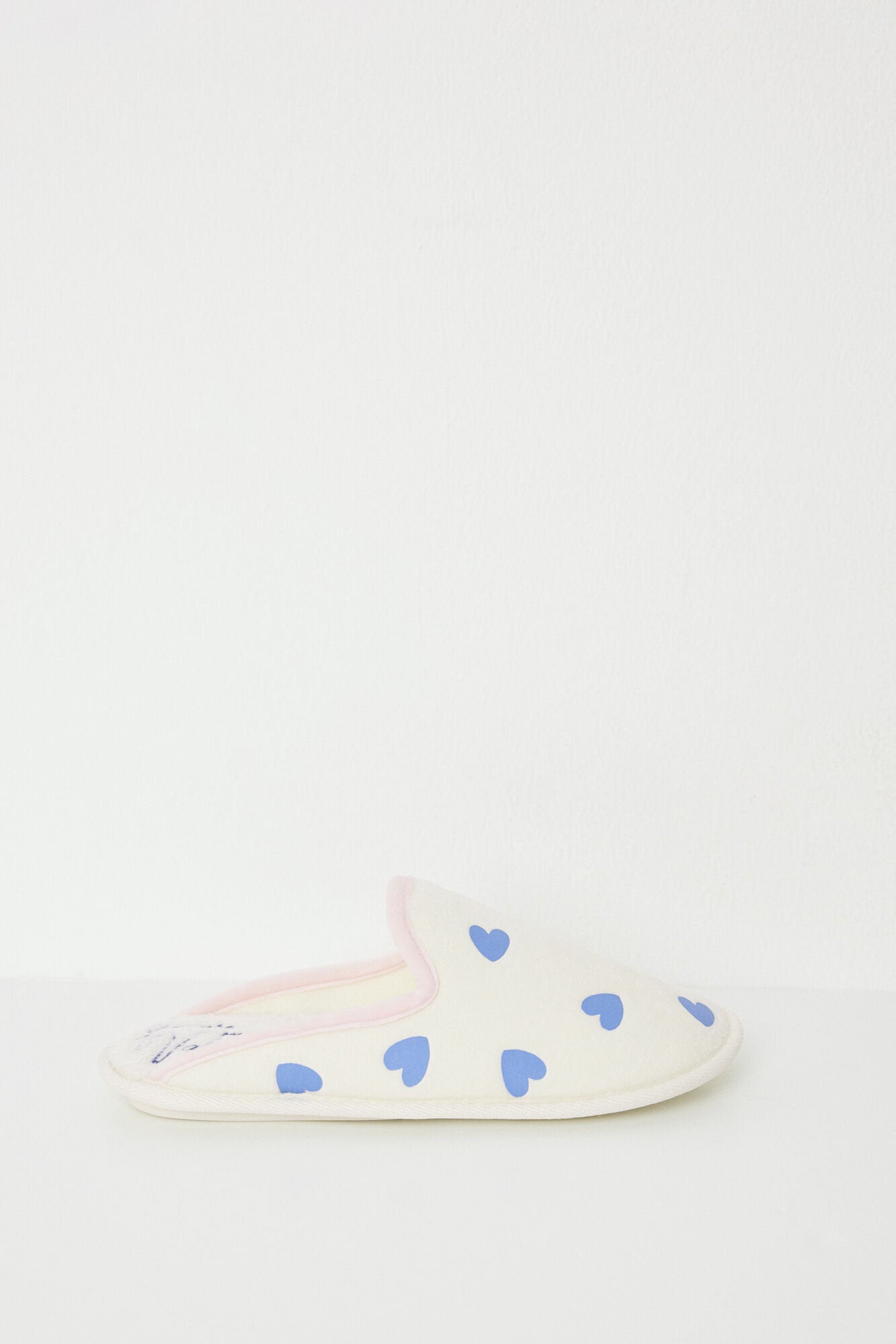 Women Secret_Velour Heart Slippers_4999683_96_02