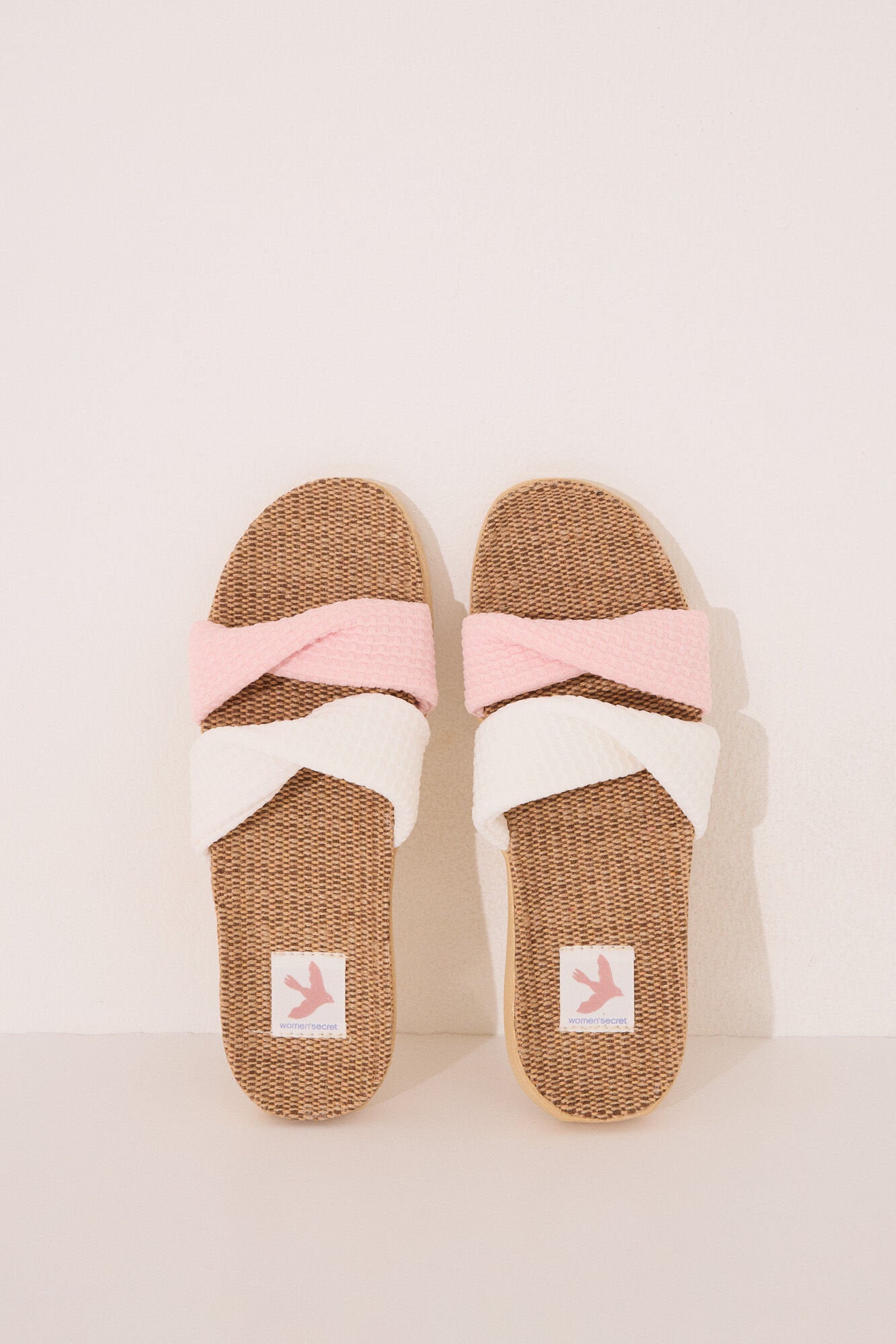 Women Secret_Open Raffia Knot Slippers_4999688_97_03