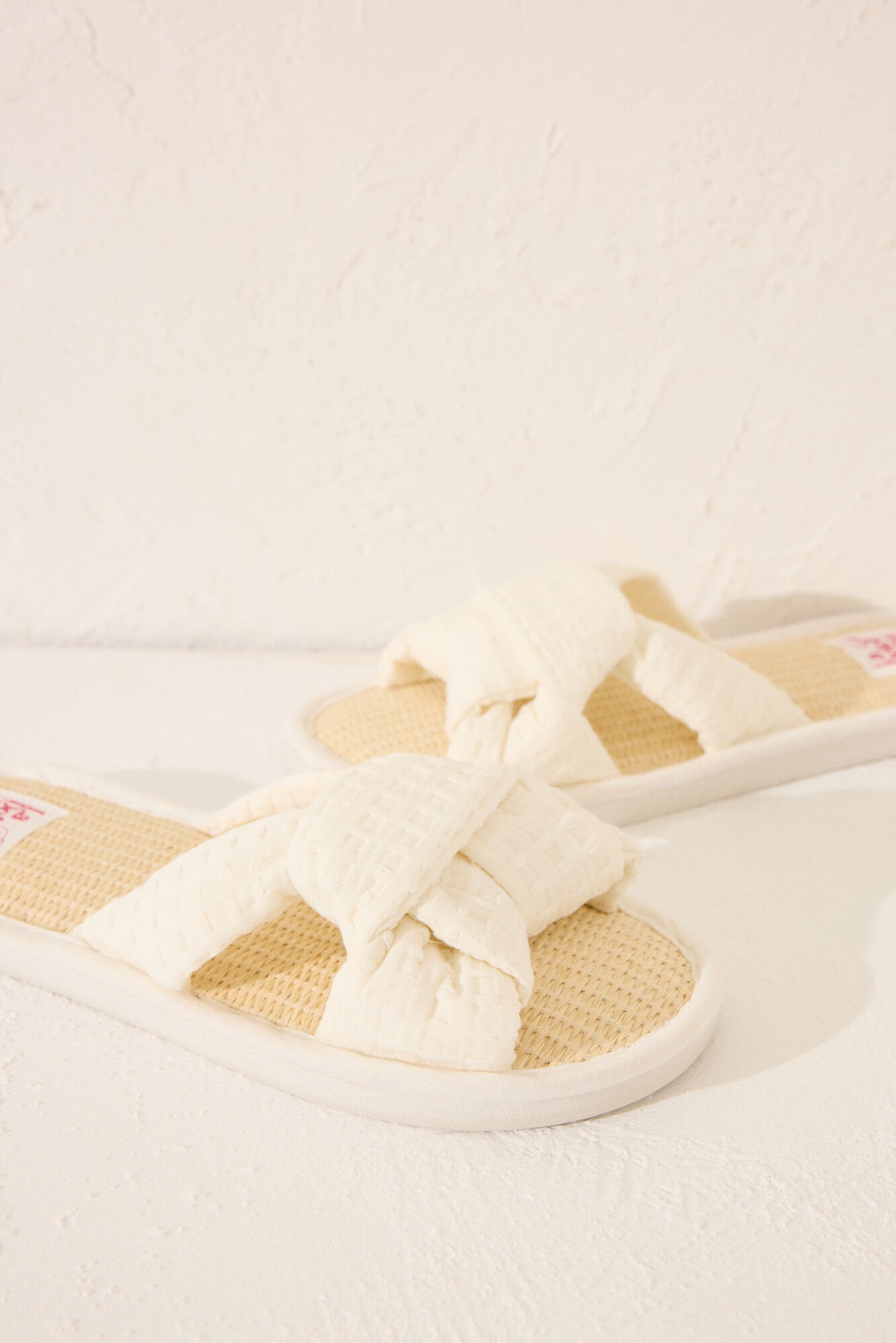 Women Secret_Snoopy Raffia Slippers_4999709_99_02