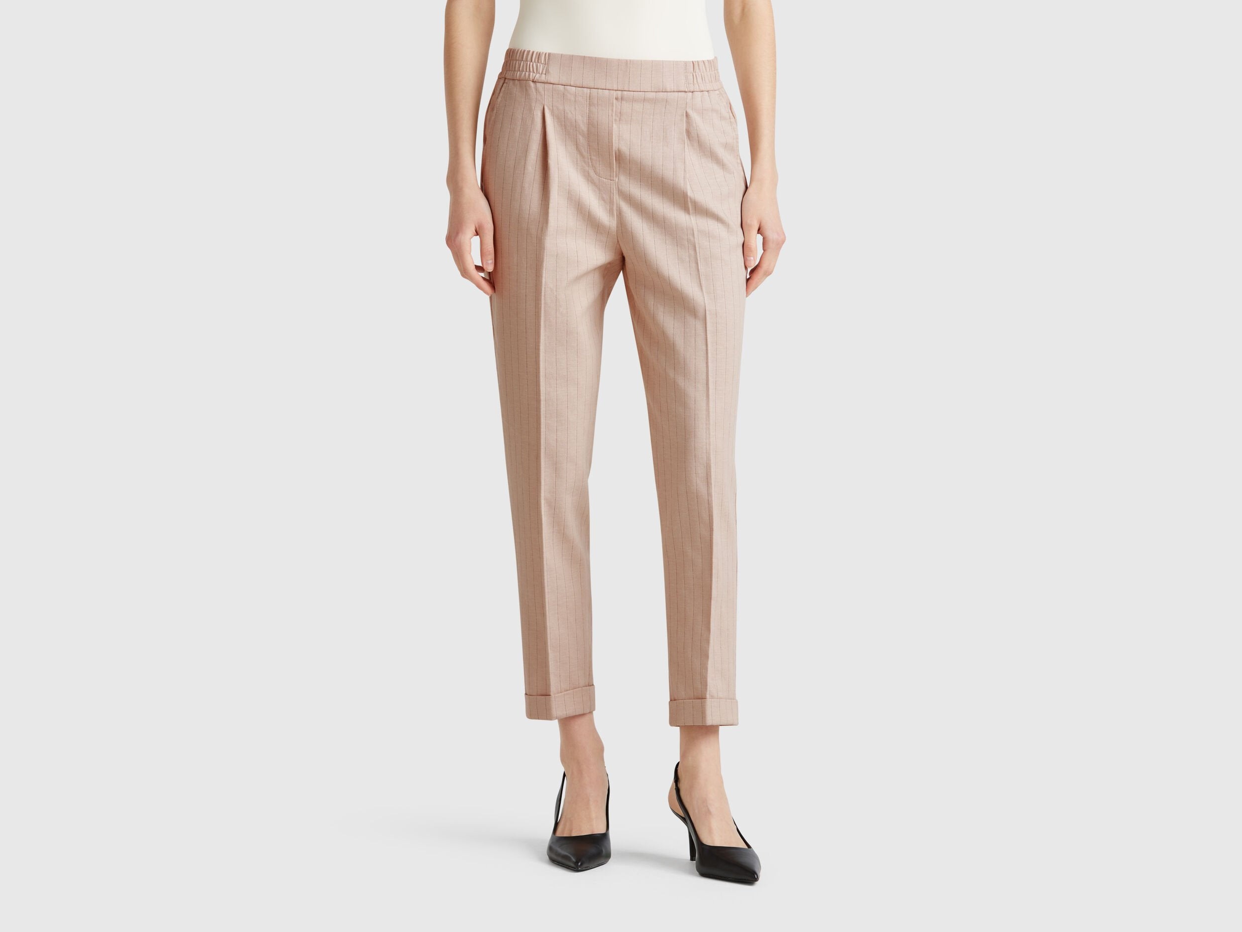 Benetton_Regular Fit Pinstriped Trousers_49KBDF090_901_02