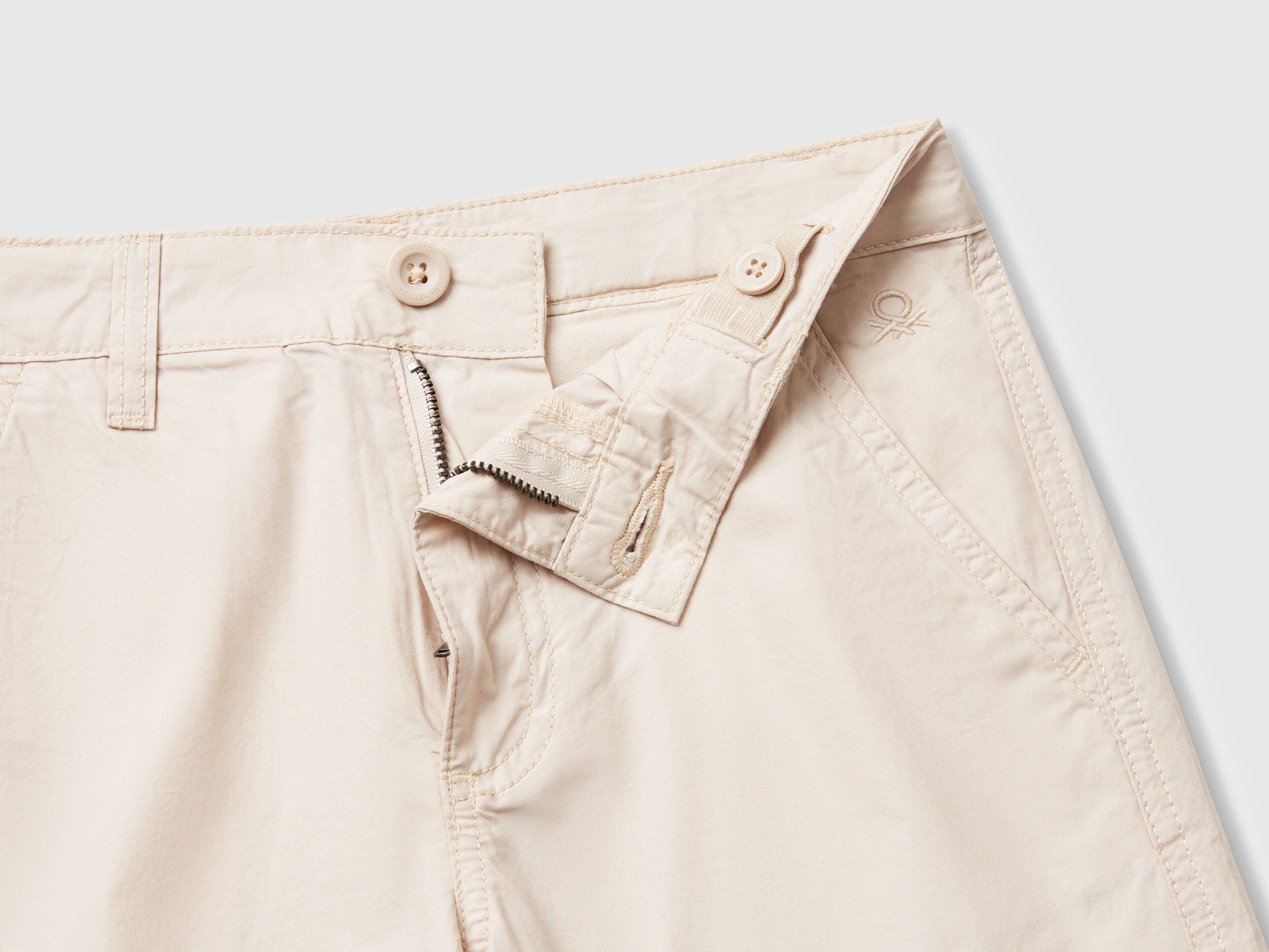 Benetton_Pure Cotton Bermudas_4AC7C903O_152_03