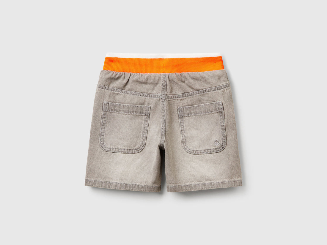 Benetton_Straight Jean Shorts_4AD7G902Y_888_02