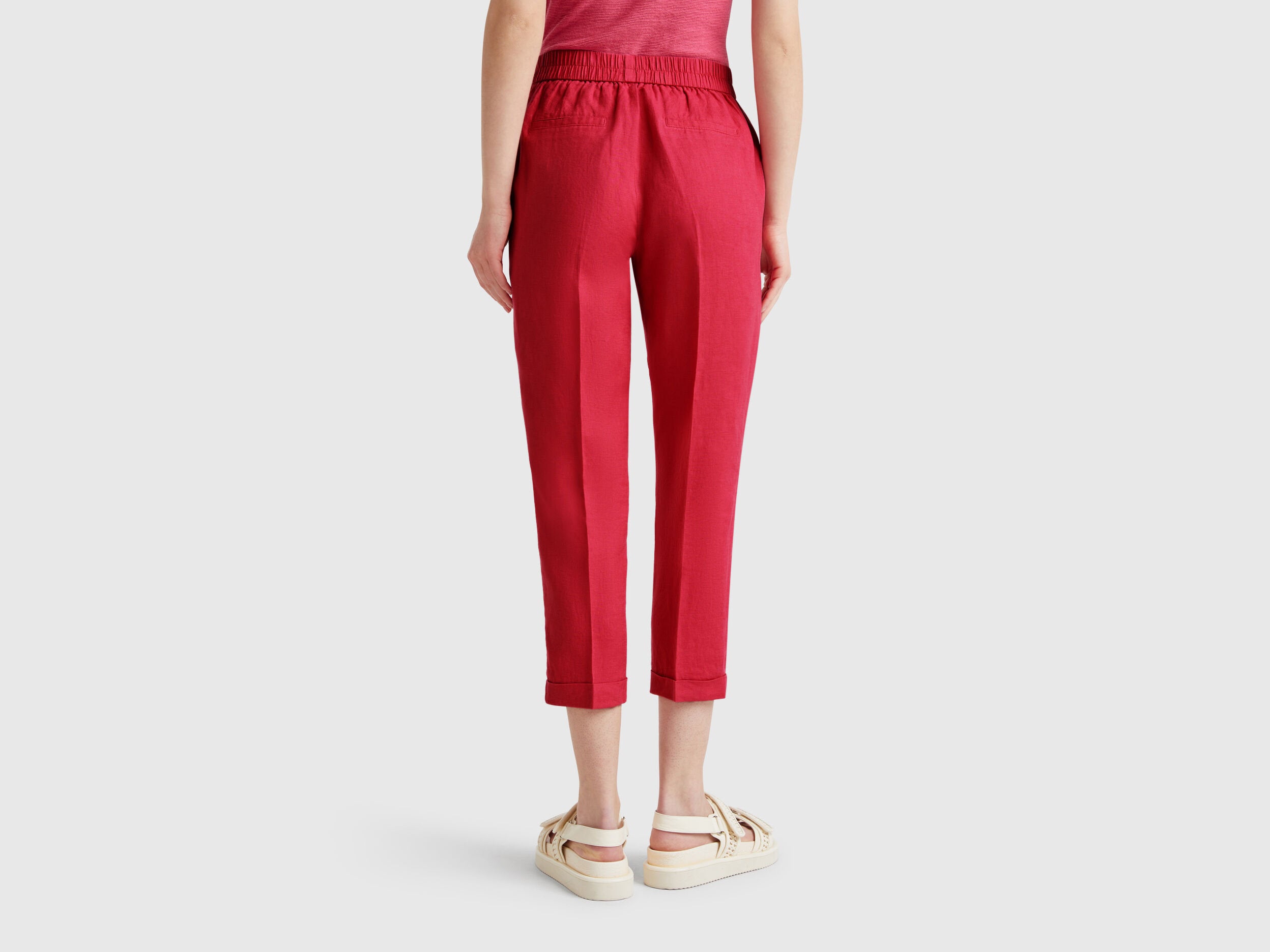 Benetton_Cropped Trousers in 100% Linen_4AGH558X5_12E_03