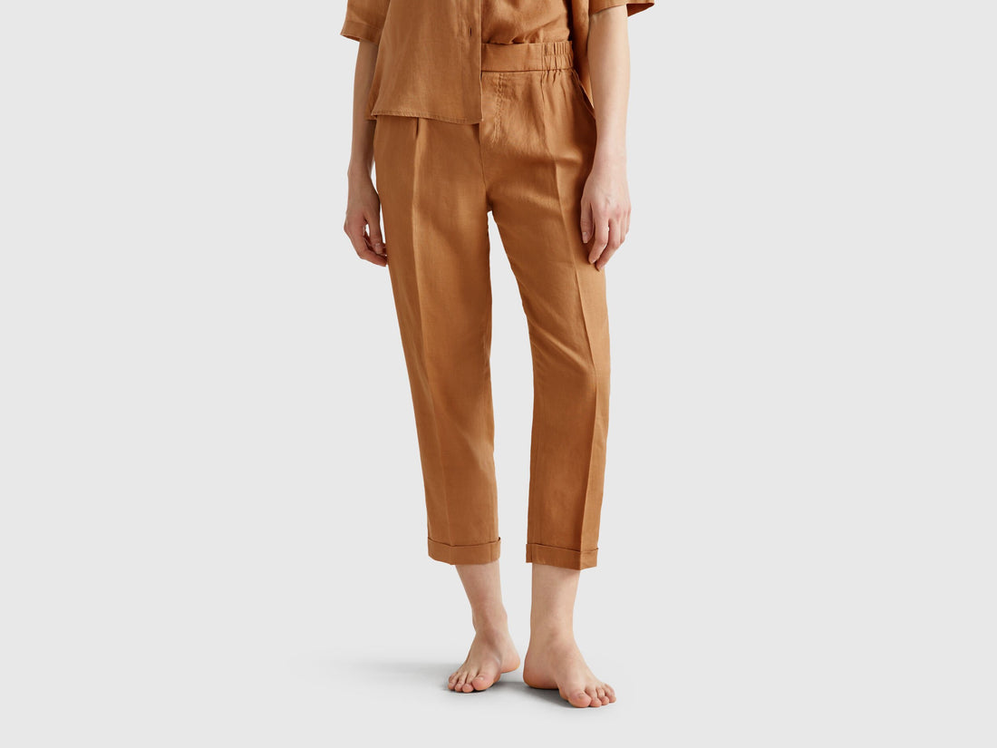 Benetton_Cropped Trousers in 100% Linen_4AGH558X5_193_02