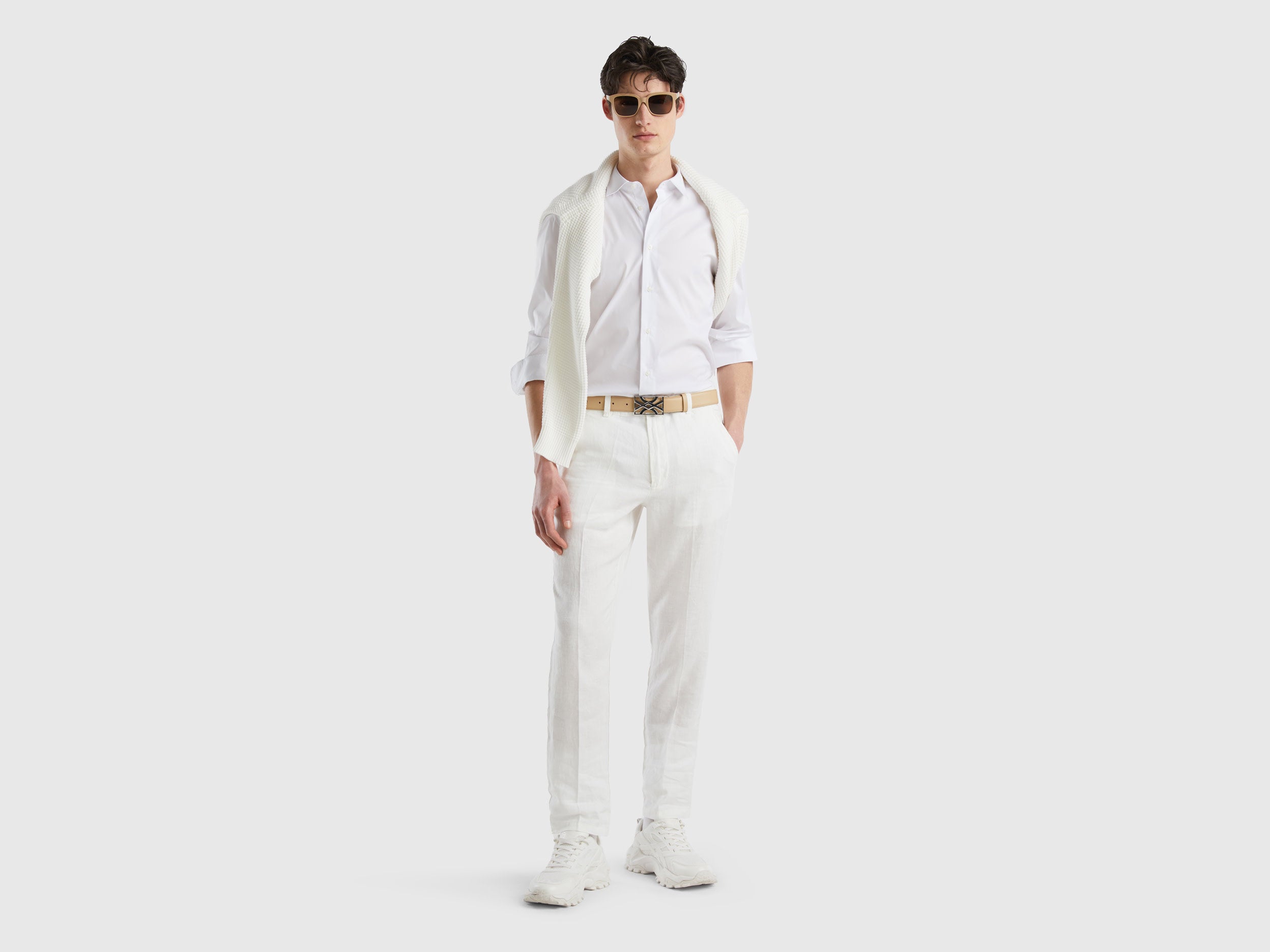 Benetton_Chinos in Pure Linen_4AGH55HW8_074_01