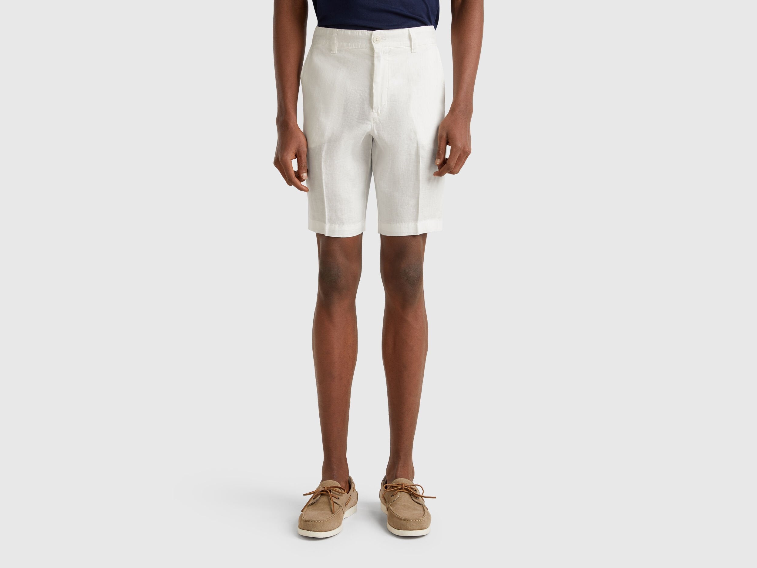 Benetton_Bermudas in Pure Linen_4AGH59548_074_02