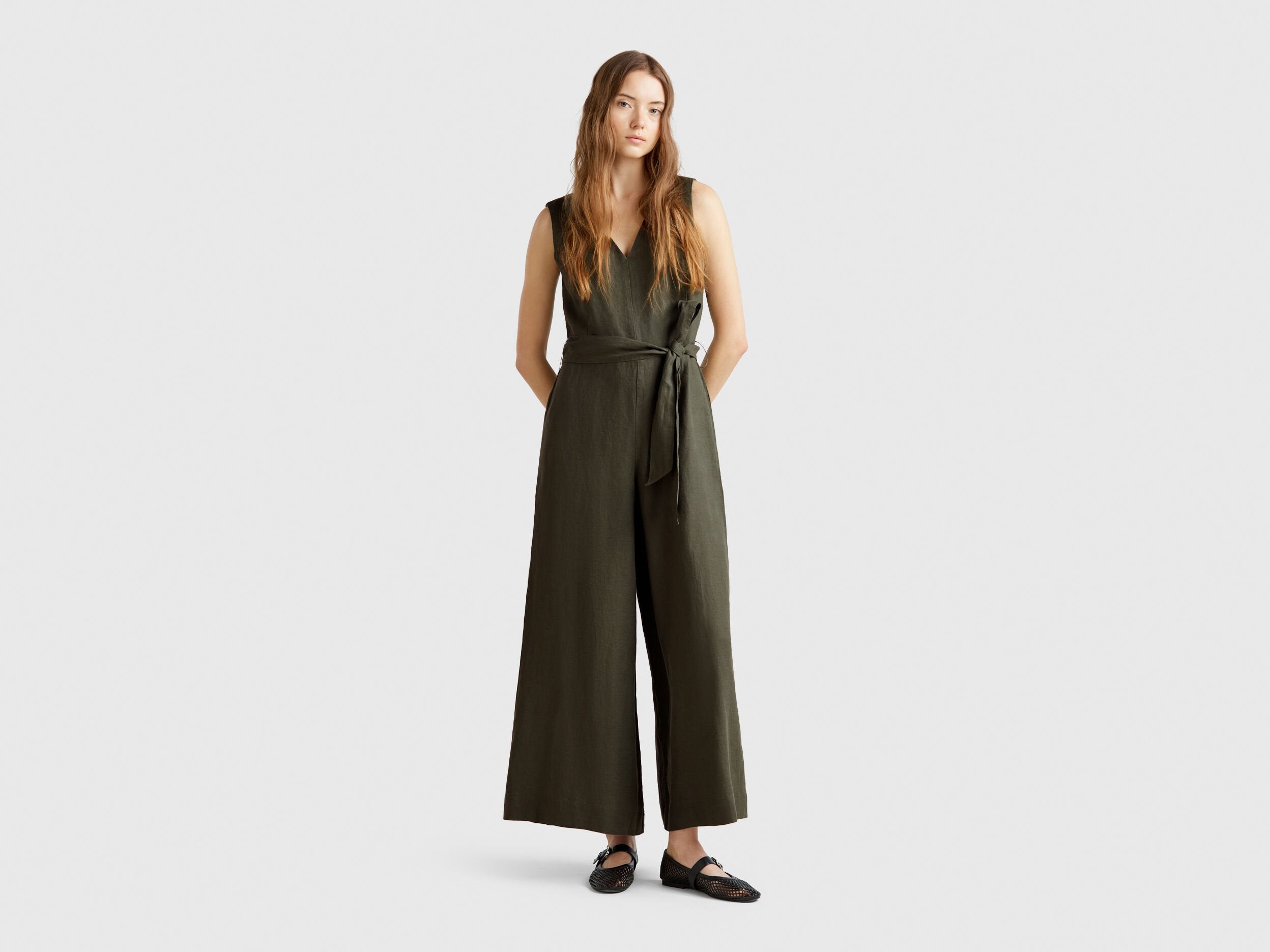 Benetton_Jumpsuit in Pure Linen_4AGHDT00E_20W_01