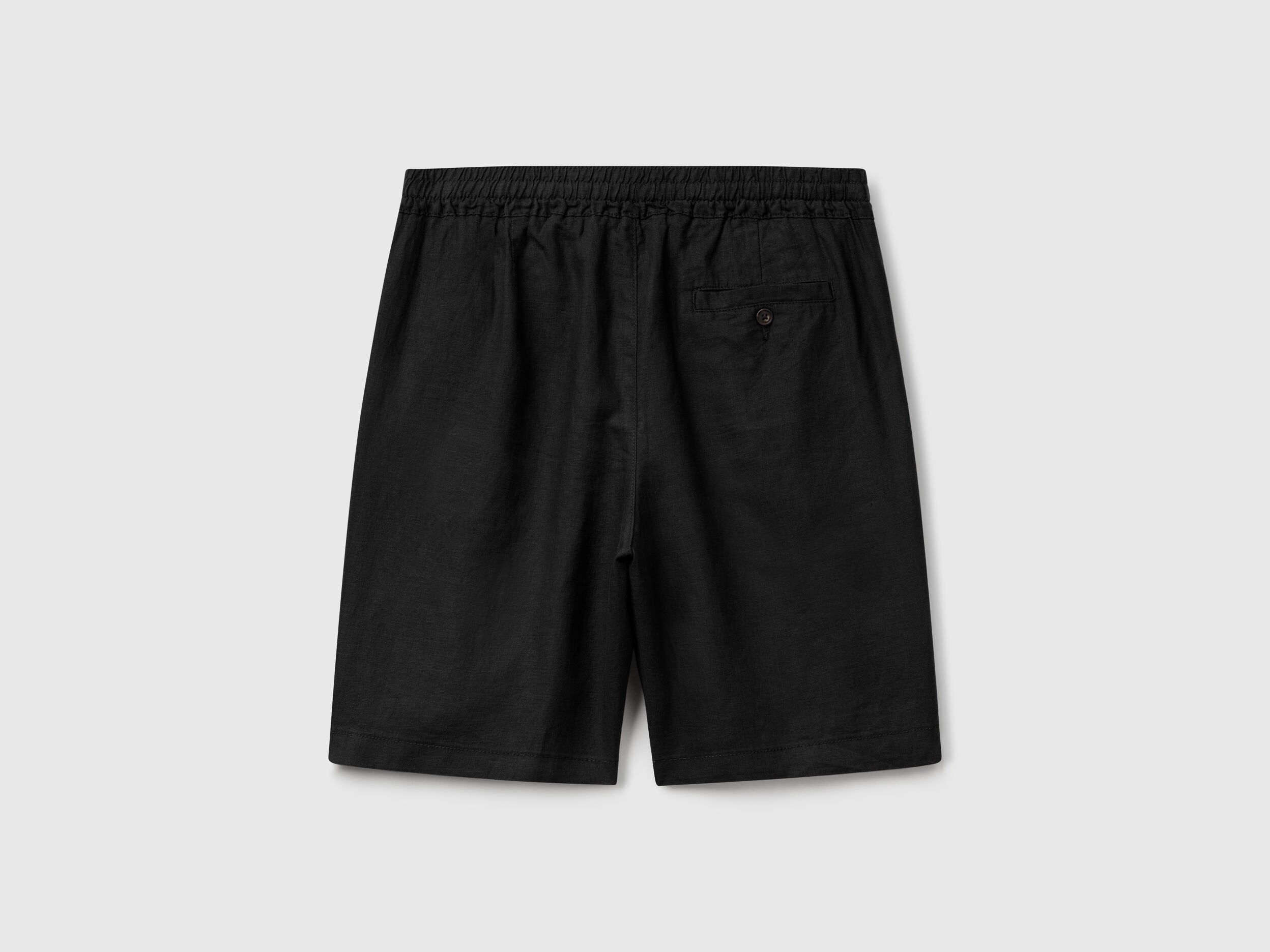 Benetton_Bermuda Shorts with Drawstring in Pure Linen_4AGHU900Z_100_05