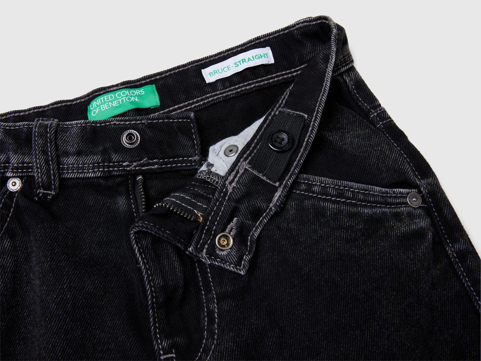 Benetton_Black_Worker Style Jeans_4AW7CE03G_800_03