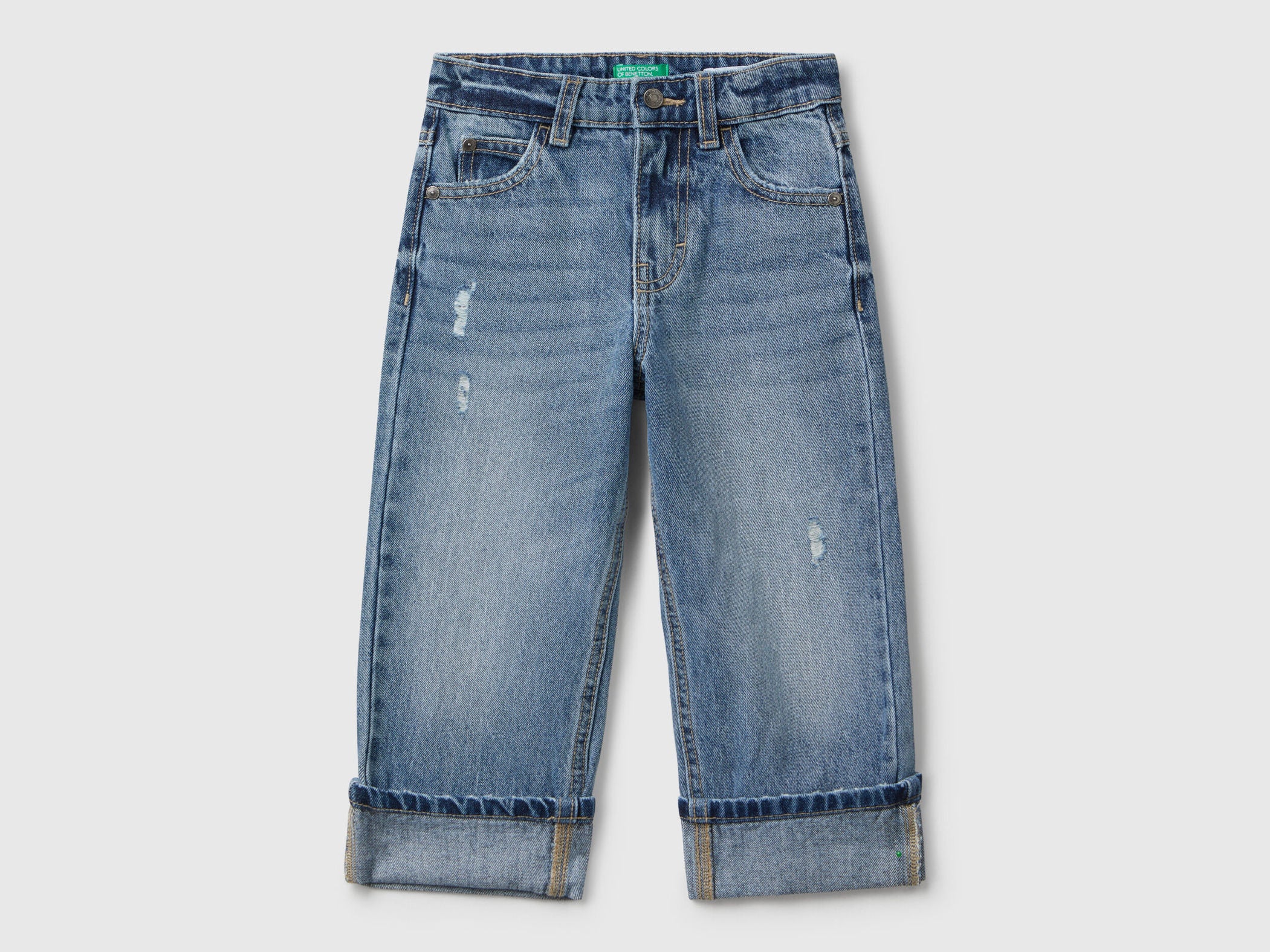 Benetton_Blue_Loose Fit Jeans with Roll-Up_4AW7GE02R_901_01
