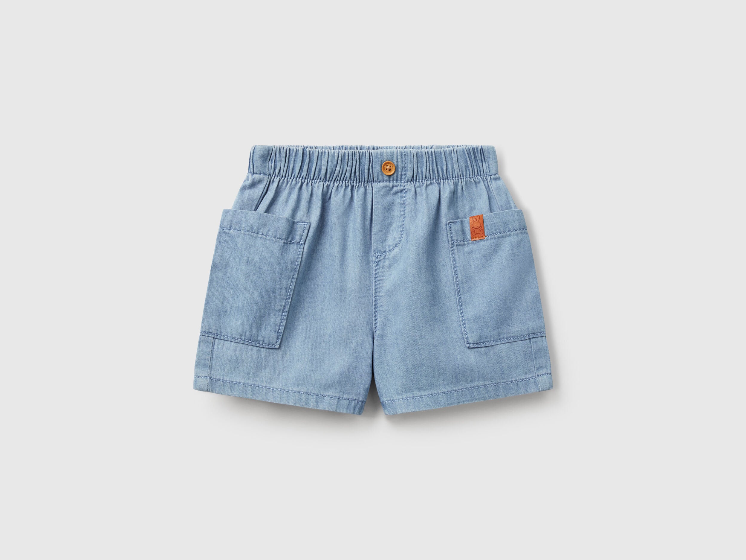 Benetton_Light Denim Shorts_4DHJA900W_902_01