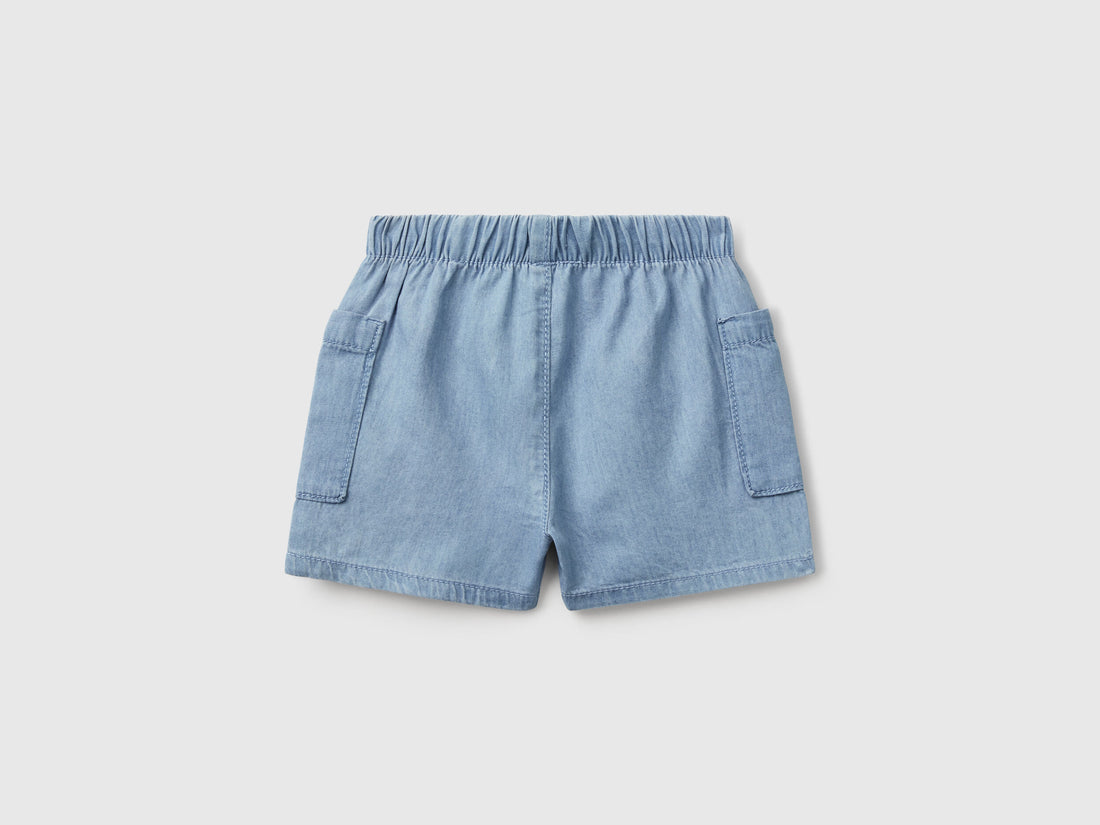 Benetton_Light Denim Shorts_4DHJA900W_902_02