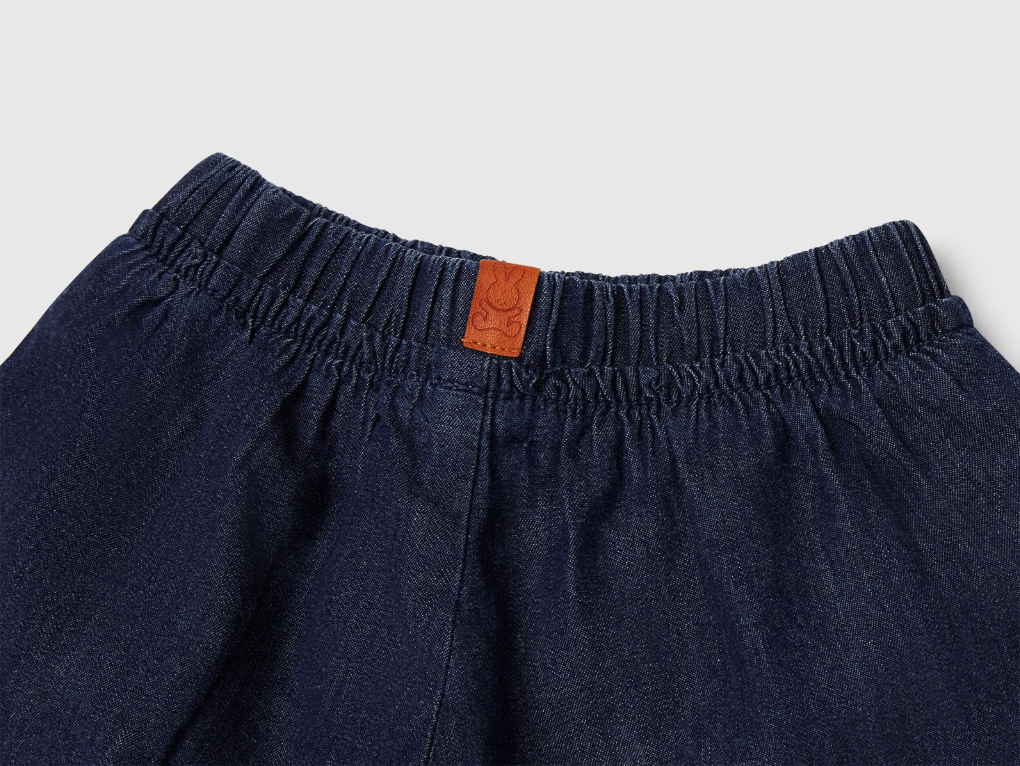 Benetton_Chambray Culottes_4DHJA900X_901_03