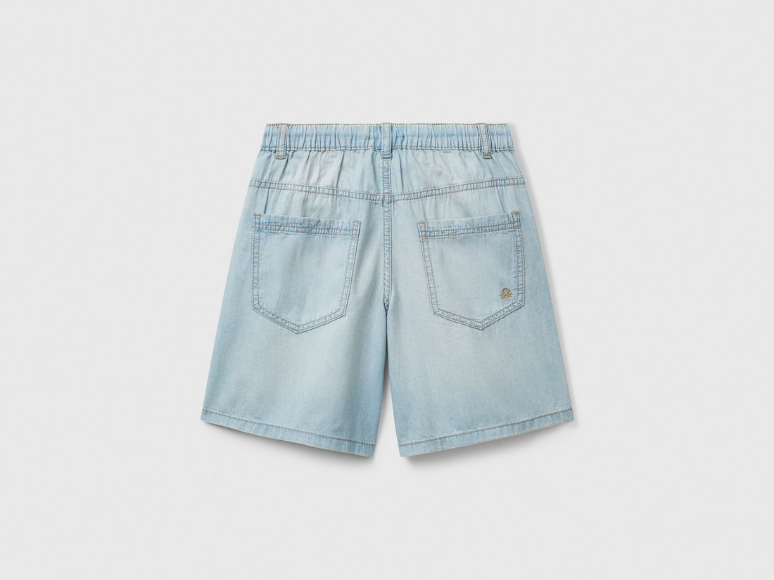 Benetton_Bermudas in Chambray_4DHJC9047_902_02