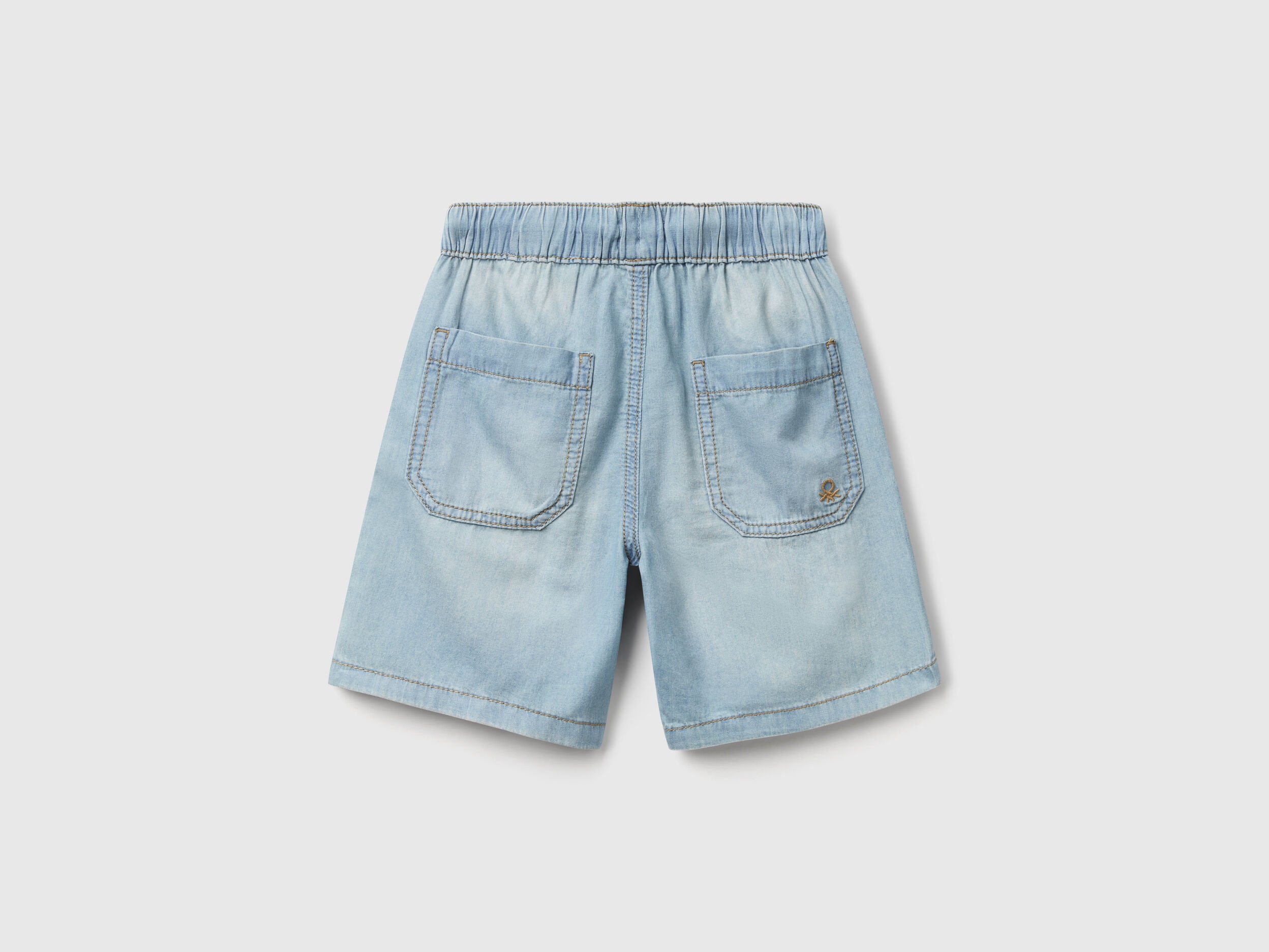 Benetton_Chambray Bermudas with Drawstring_4DHJG9034_902_02