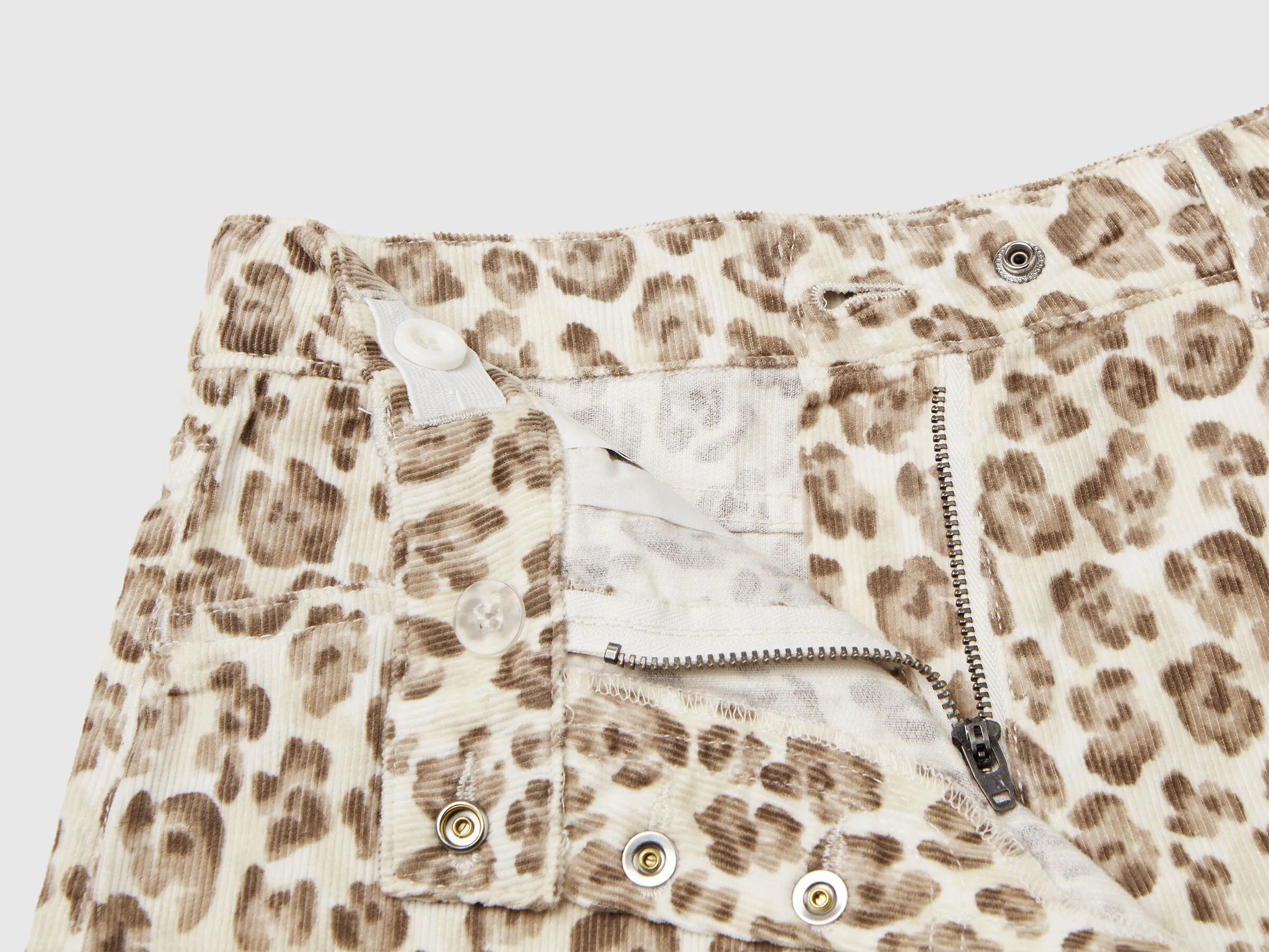 Benetton_Brown_Animal Print Mini Skirt_4JBTC904D_69U_03