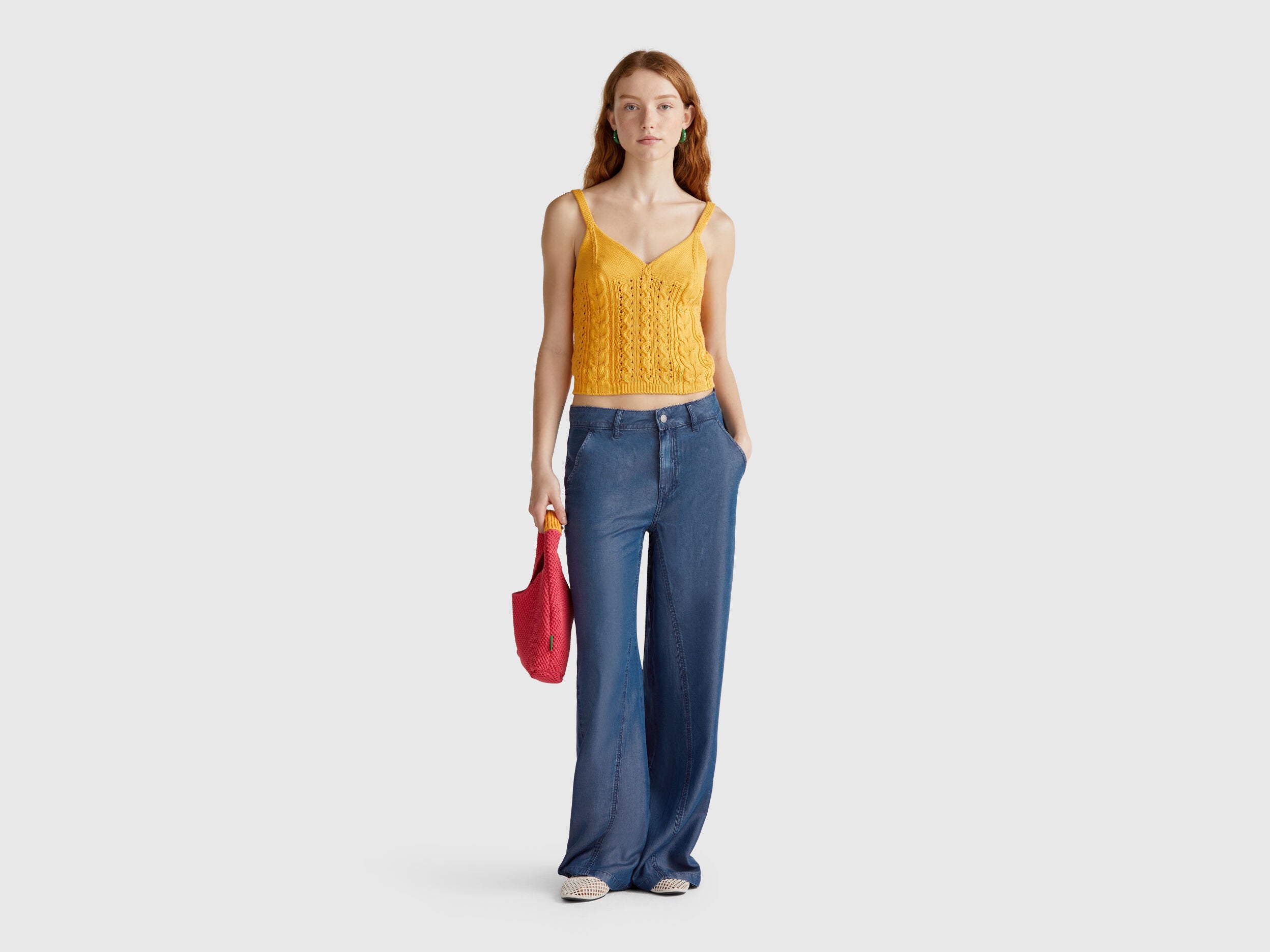 Benetton_Wide Trousers in Chambray_4KHNDF09L_901_01