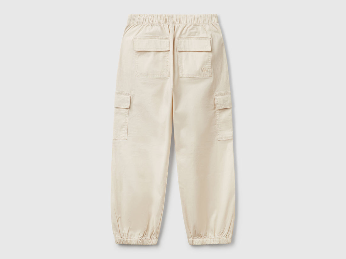 Benetton_Stretch Cotton Cargo Trousers_4L2VCF046_00V_02