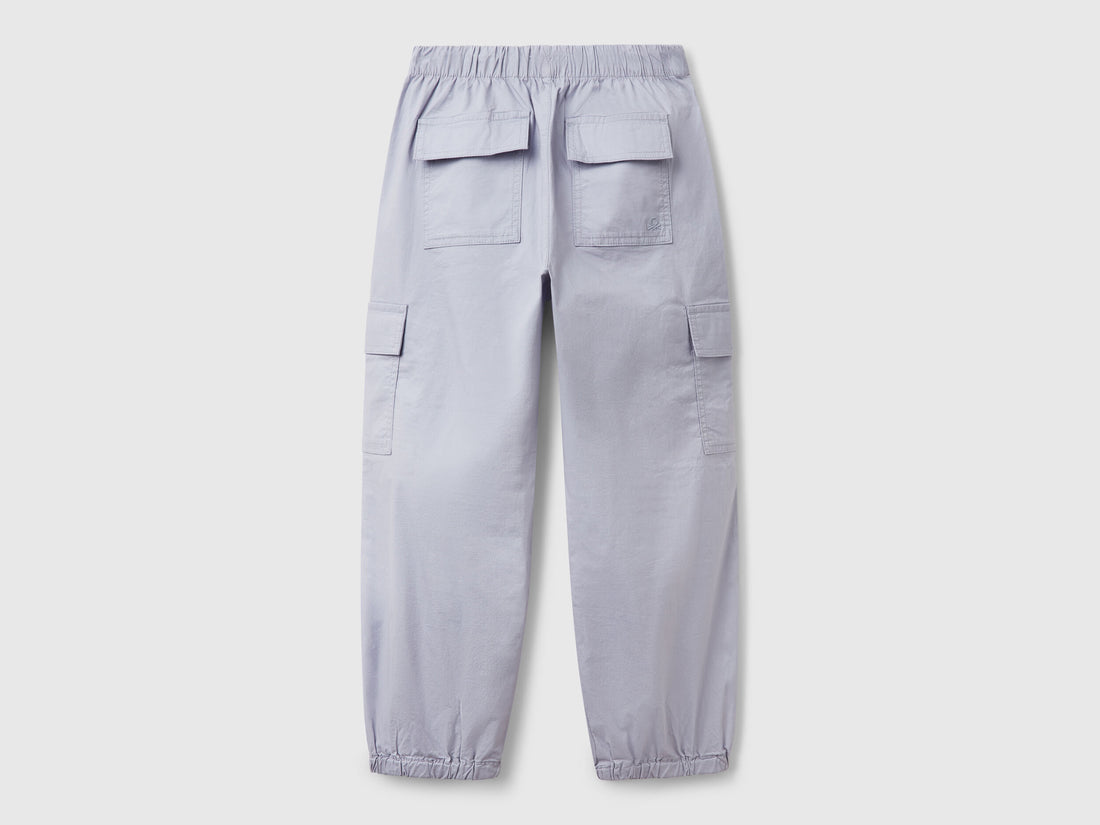 Benetton_Stretch Cotton Cargo Trousers_4L2VCF046_2M2_02