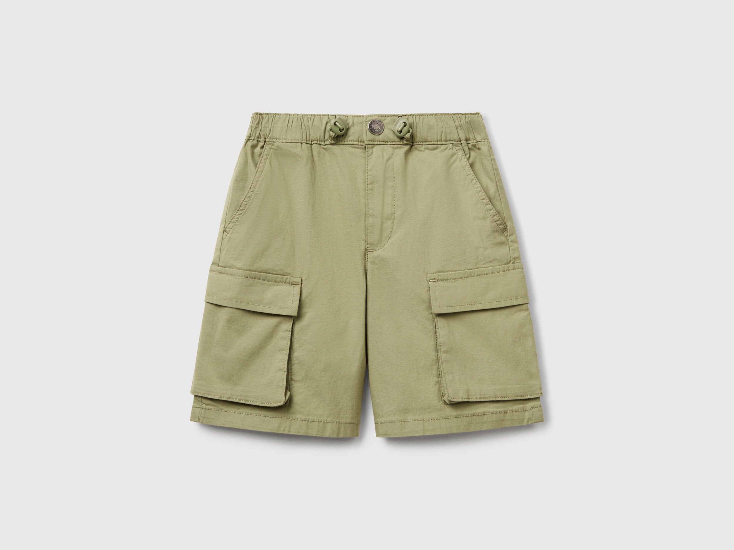 Benetton_Parachute Shorts in Stretch Cotton_4L2VG902V_26K_01