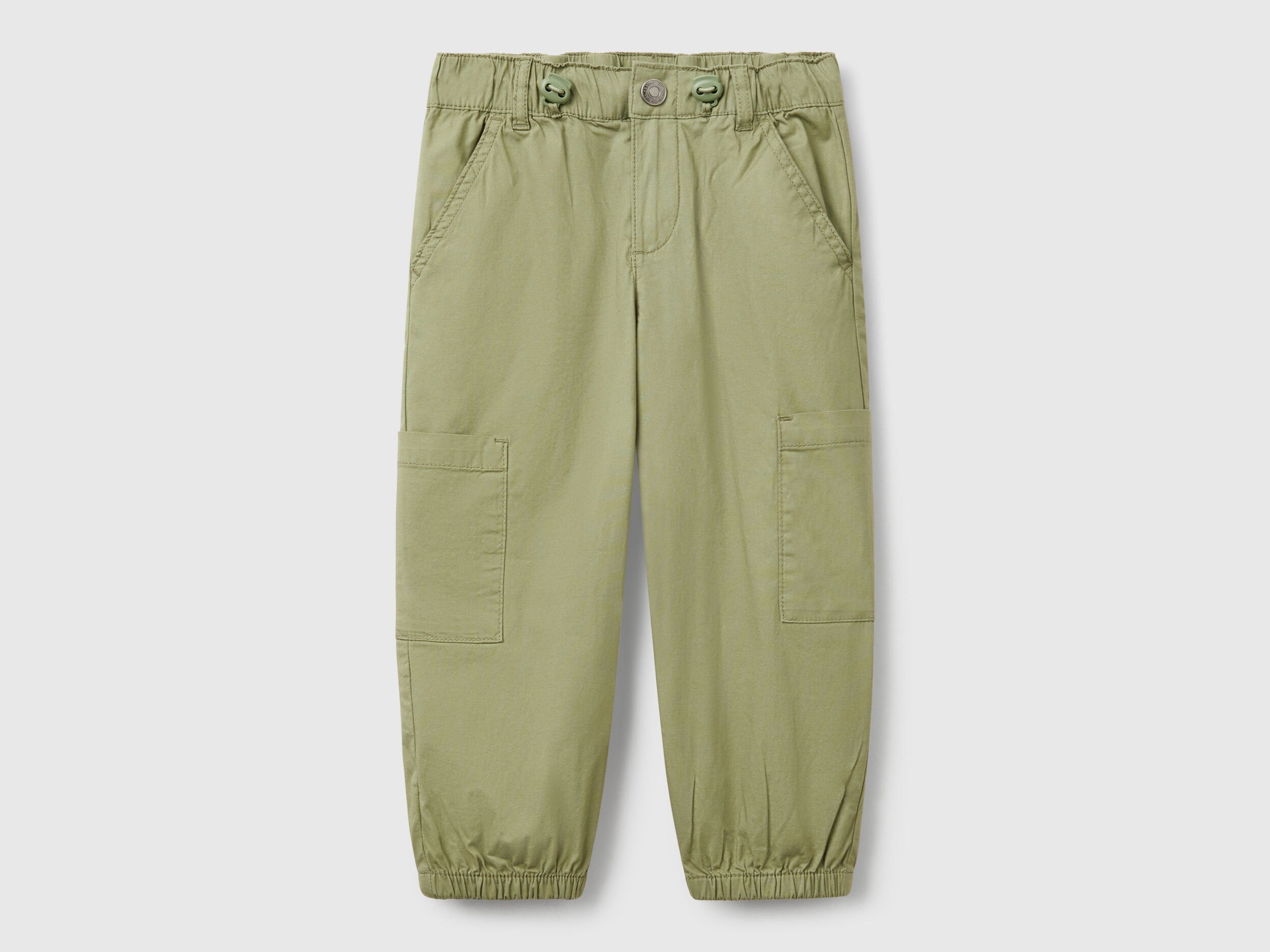 Benetton_Parachute Trousers in Stretch Cotton_4L2VGF01R_26K_01