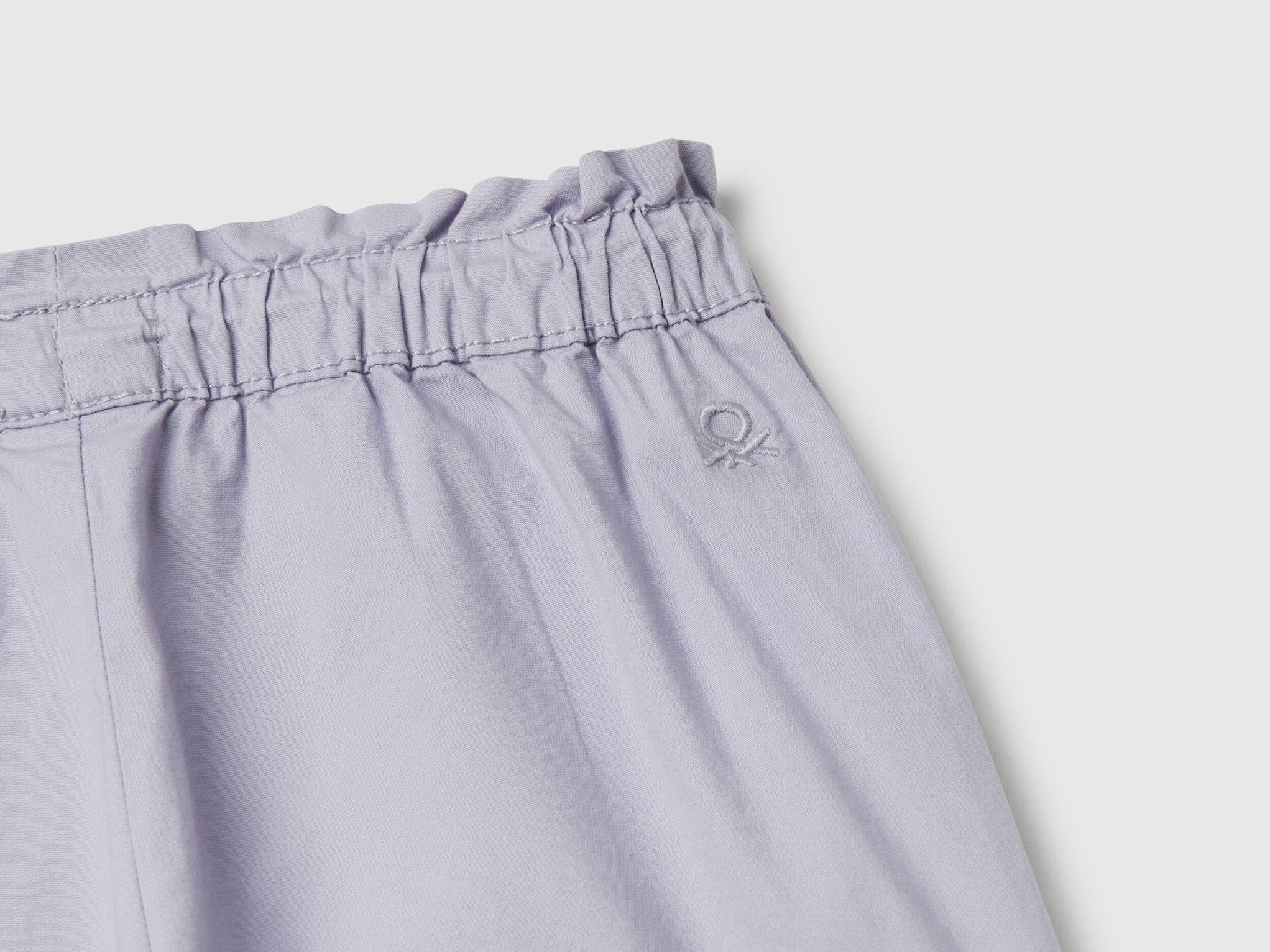 Benetton_Stretch Cotton Cargo Trousers_4L2VGF028_2M2_03