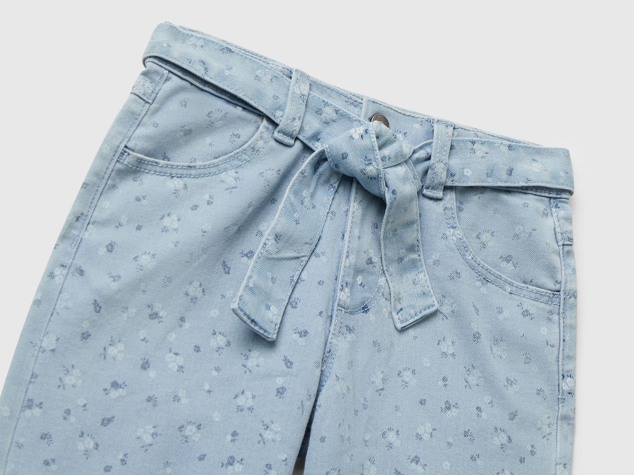 Benetton_Light Blue_Floral Jeans with Sash_4NZRGE02L_901_03