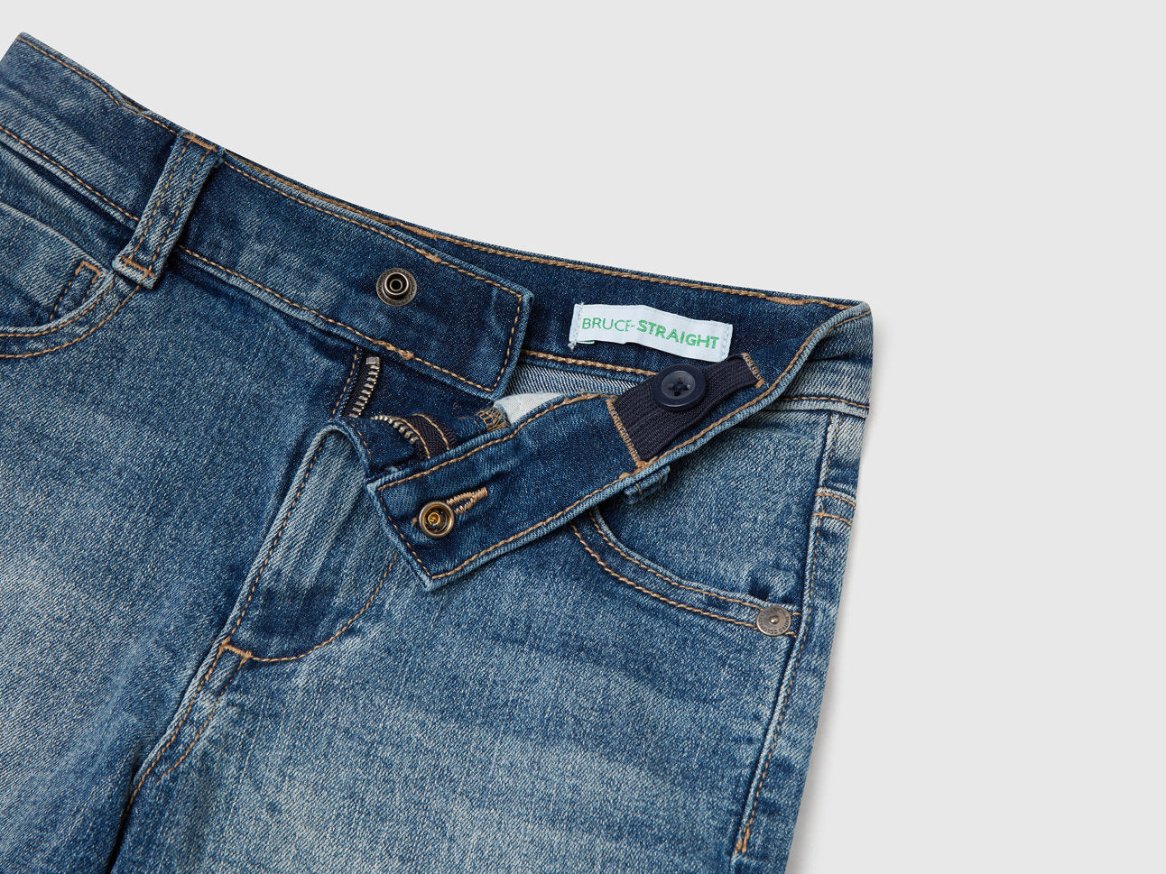 Benetton_Denim Bermudas_4PORG902I_911_03