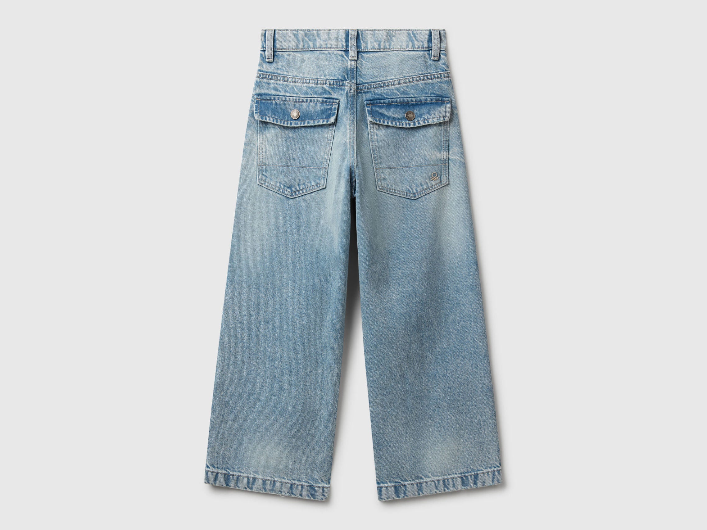 Benetton_Light Blue_Loose Fit Jeans_4R76CE04G_902_02