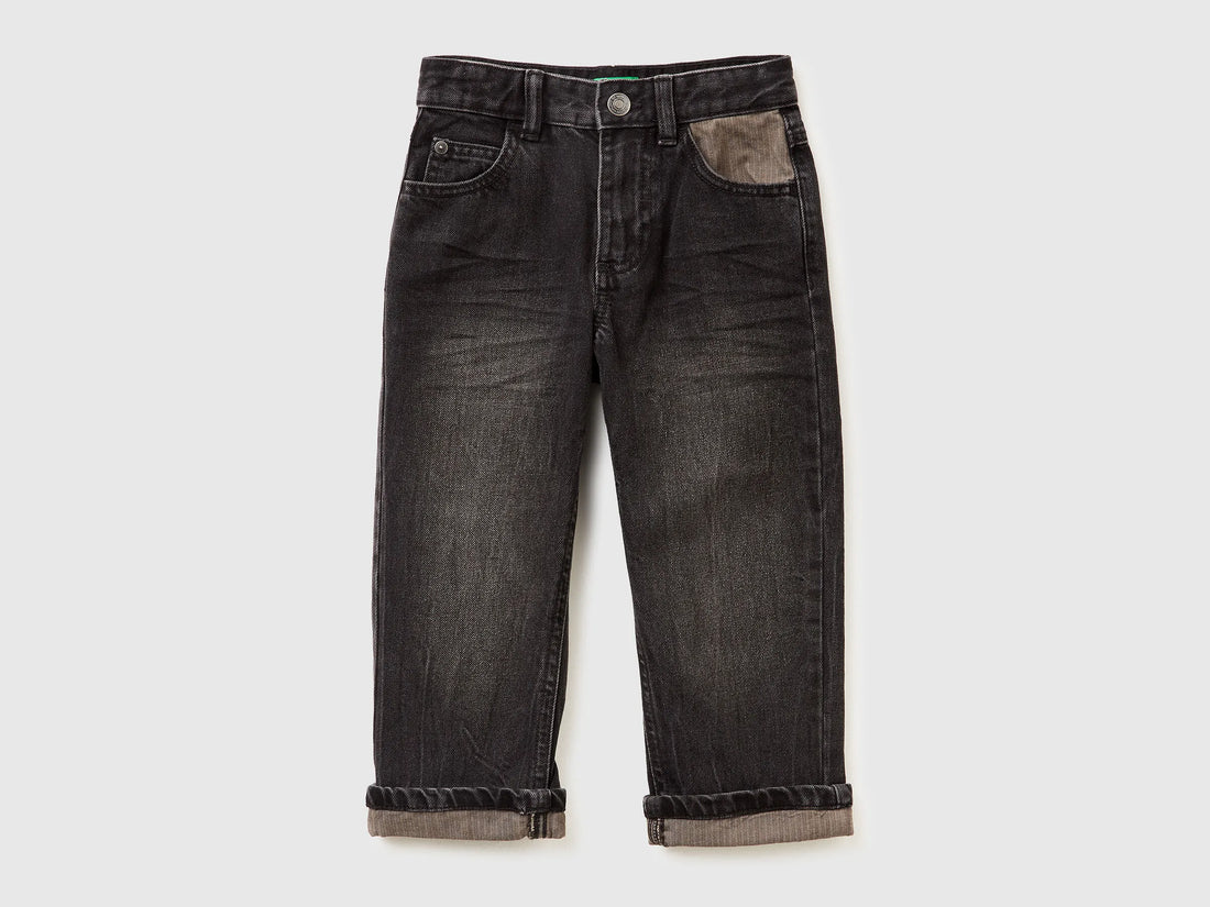 Benetton_Black_Straight Fit Jeans_4R76GE02U_800_01