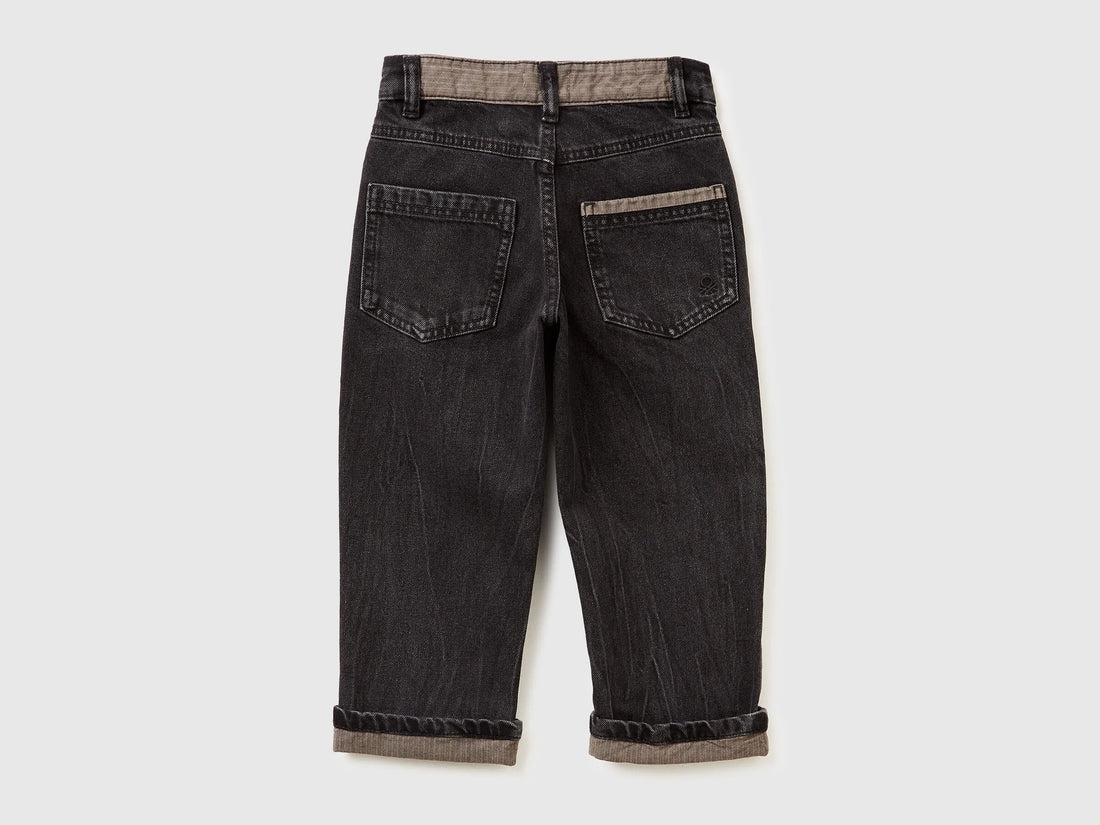 Benetton_Black_Straight Fit Jeans_4R76GE02U_800_02