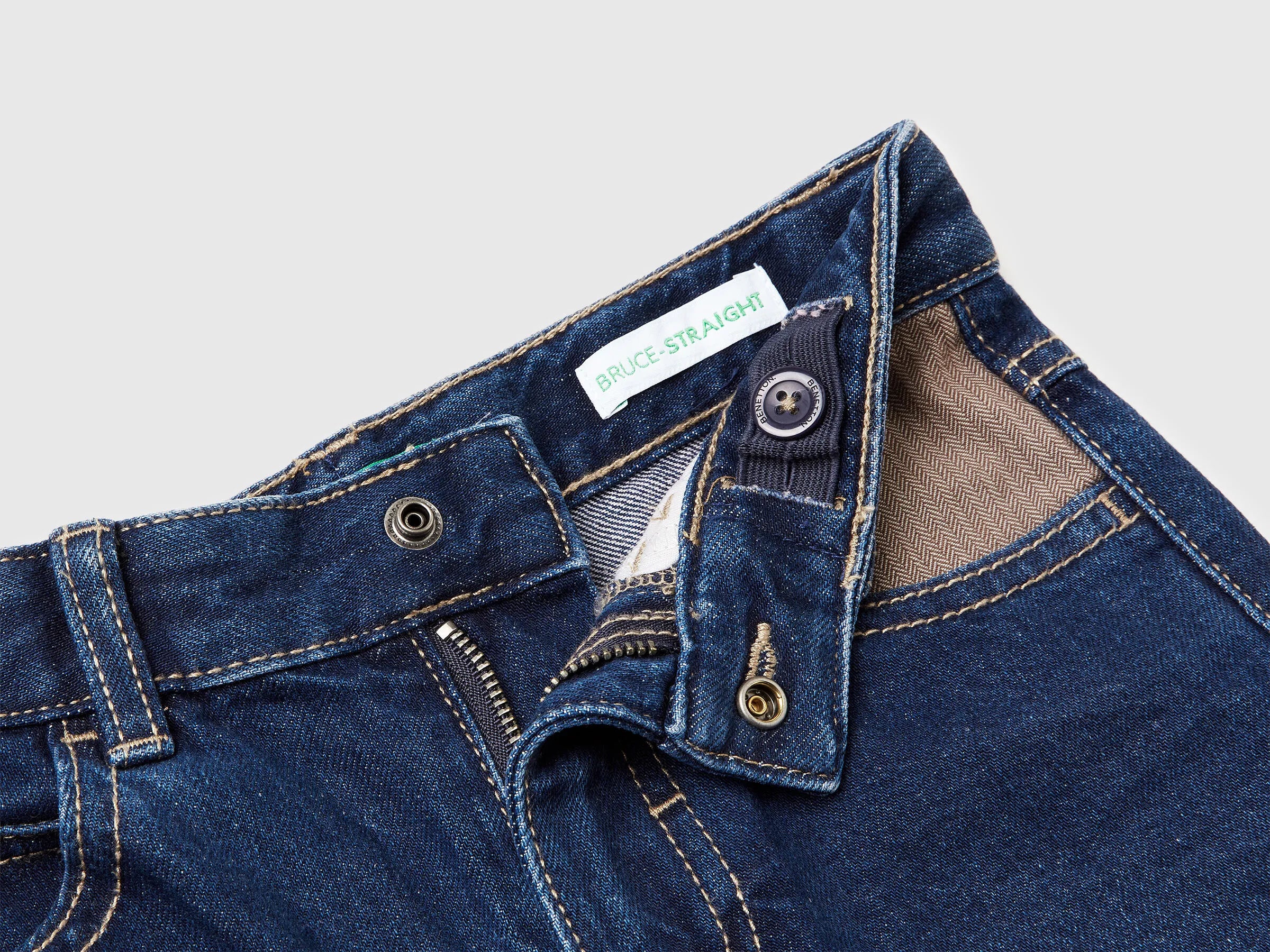 Benetton_Blue_Straight Fit Jeans_4R76GE02U_901_03