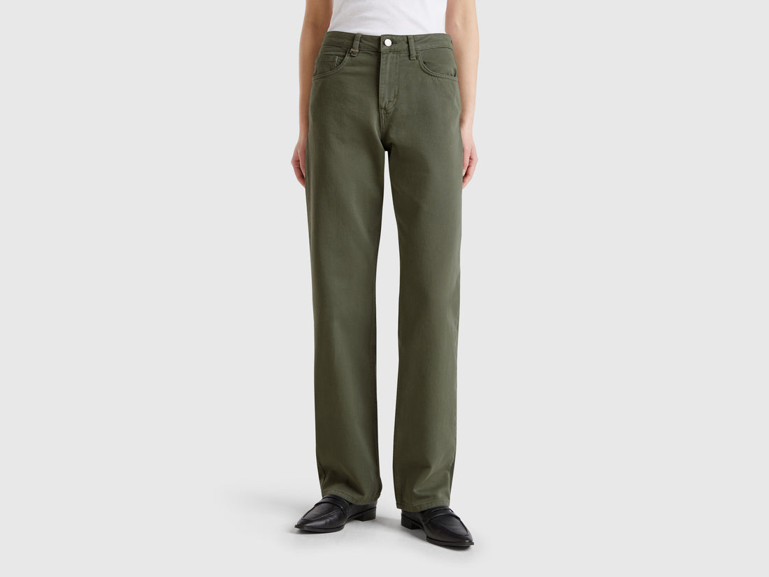 Benetton_Straight Leg Jeans_4RZVDE00J_26Y_02