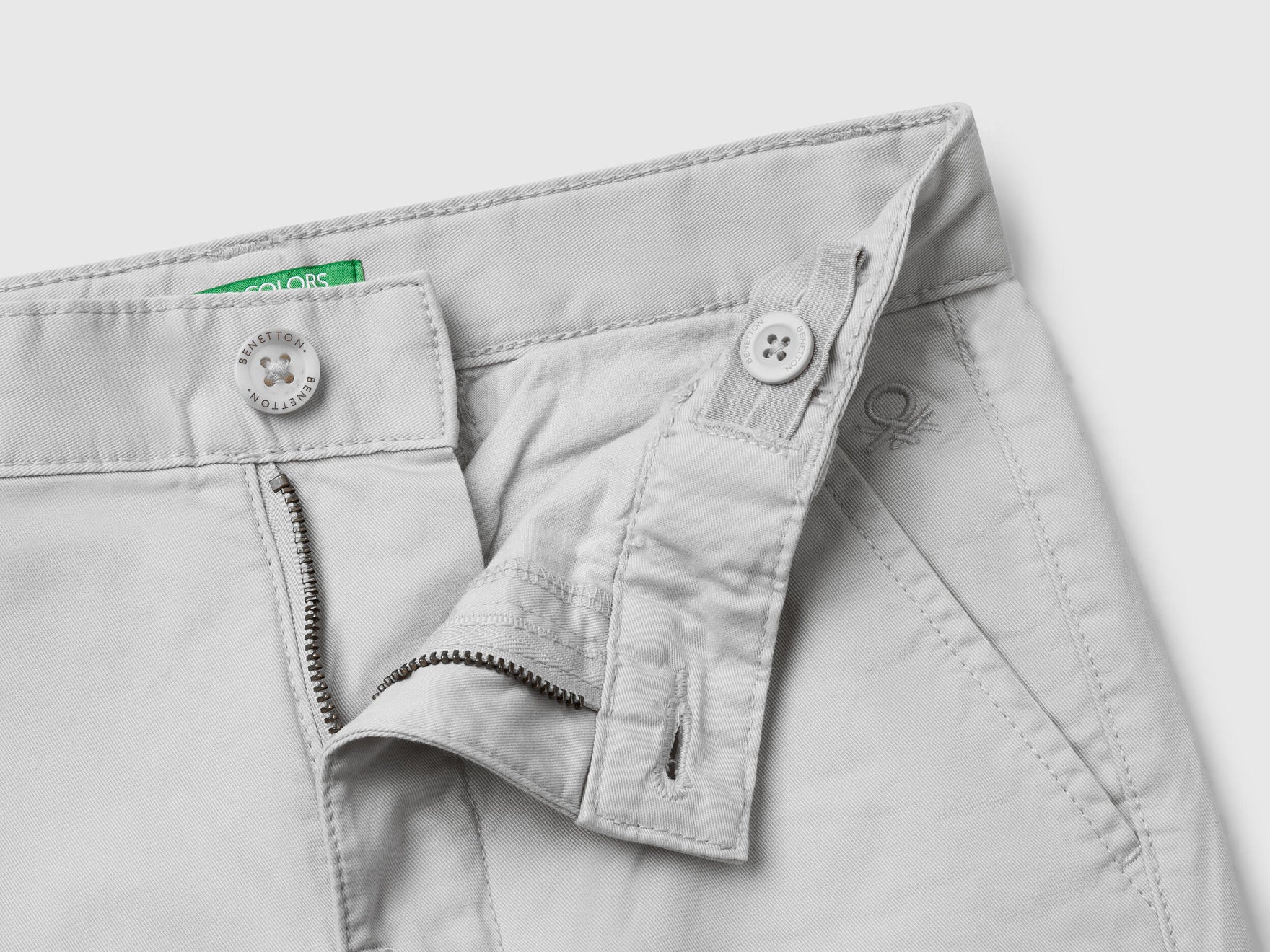 Benetton_Slim Fit Chinos in Stretch Cotton_4T48CF011_115_03