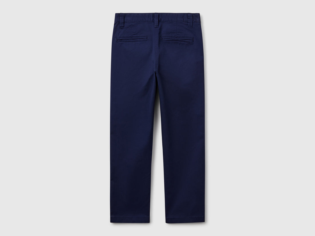 Benetton_Slim Fit Chinos in Stretch Cotton_4T48CF011_252_02
