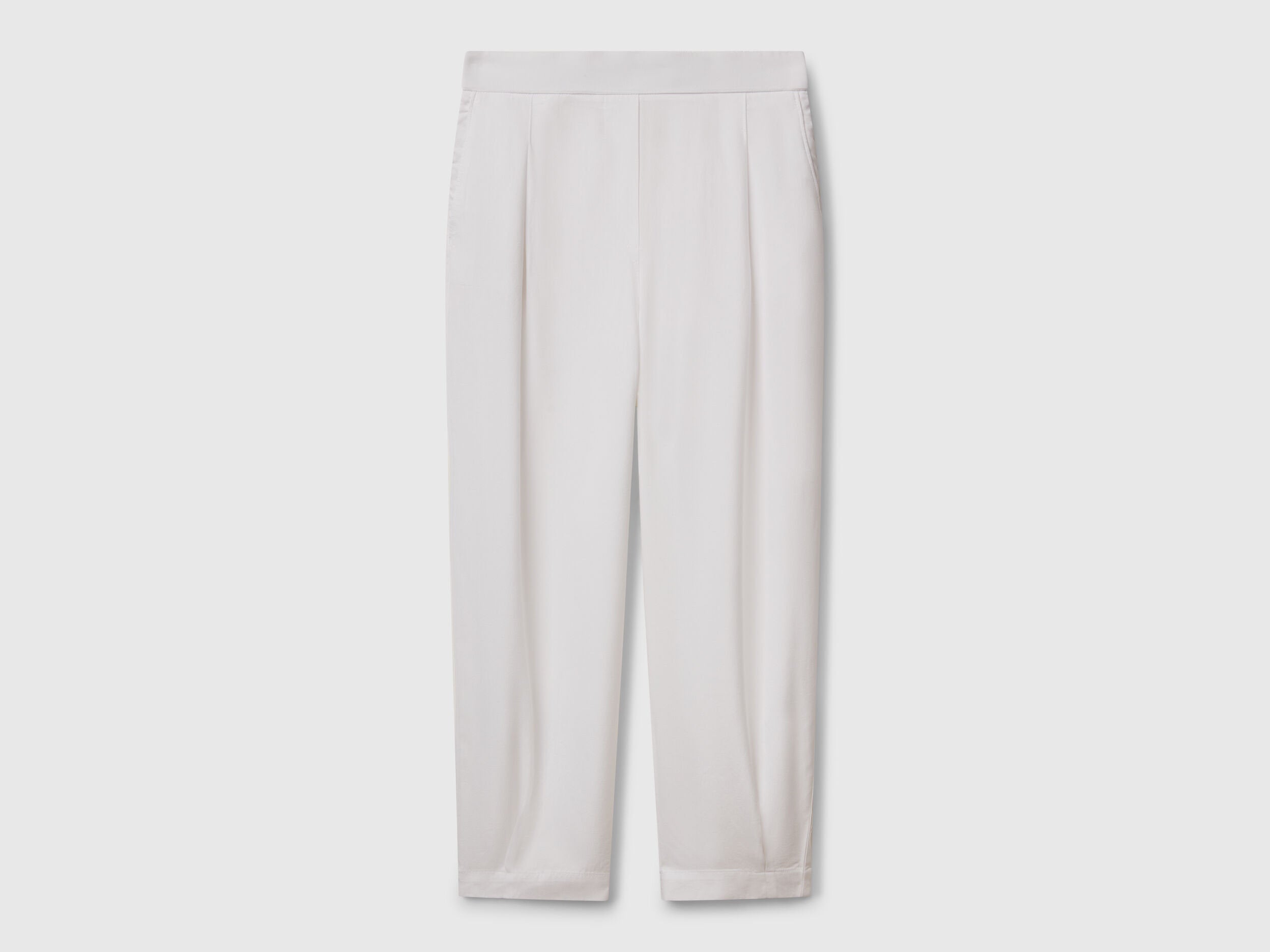 Benetton_Flowy Trousers with Pleats_4T91DF08L_101_04