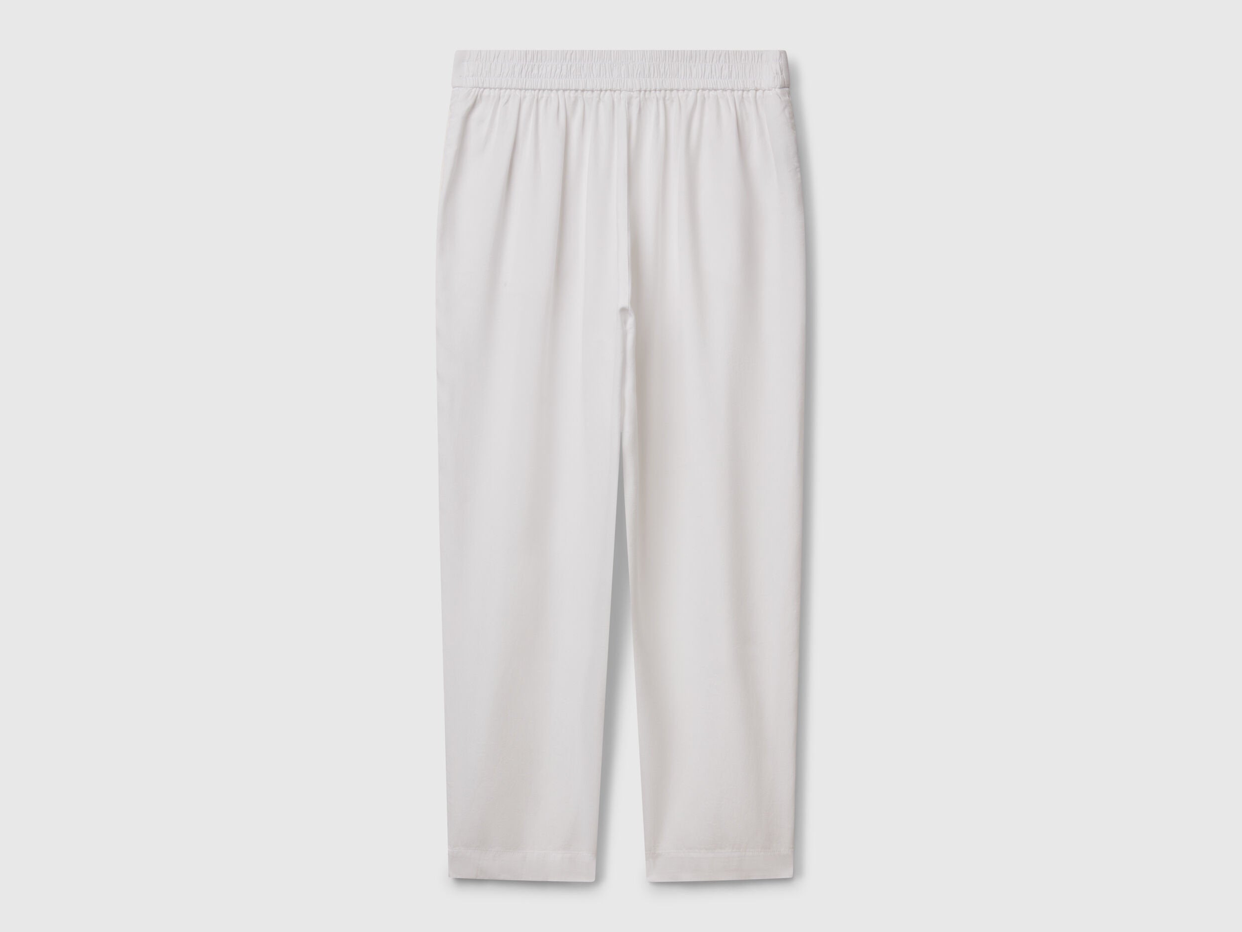 Benetton_Flowy Trousers with Pleats_4T91DF08L_101_05